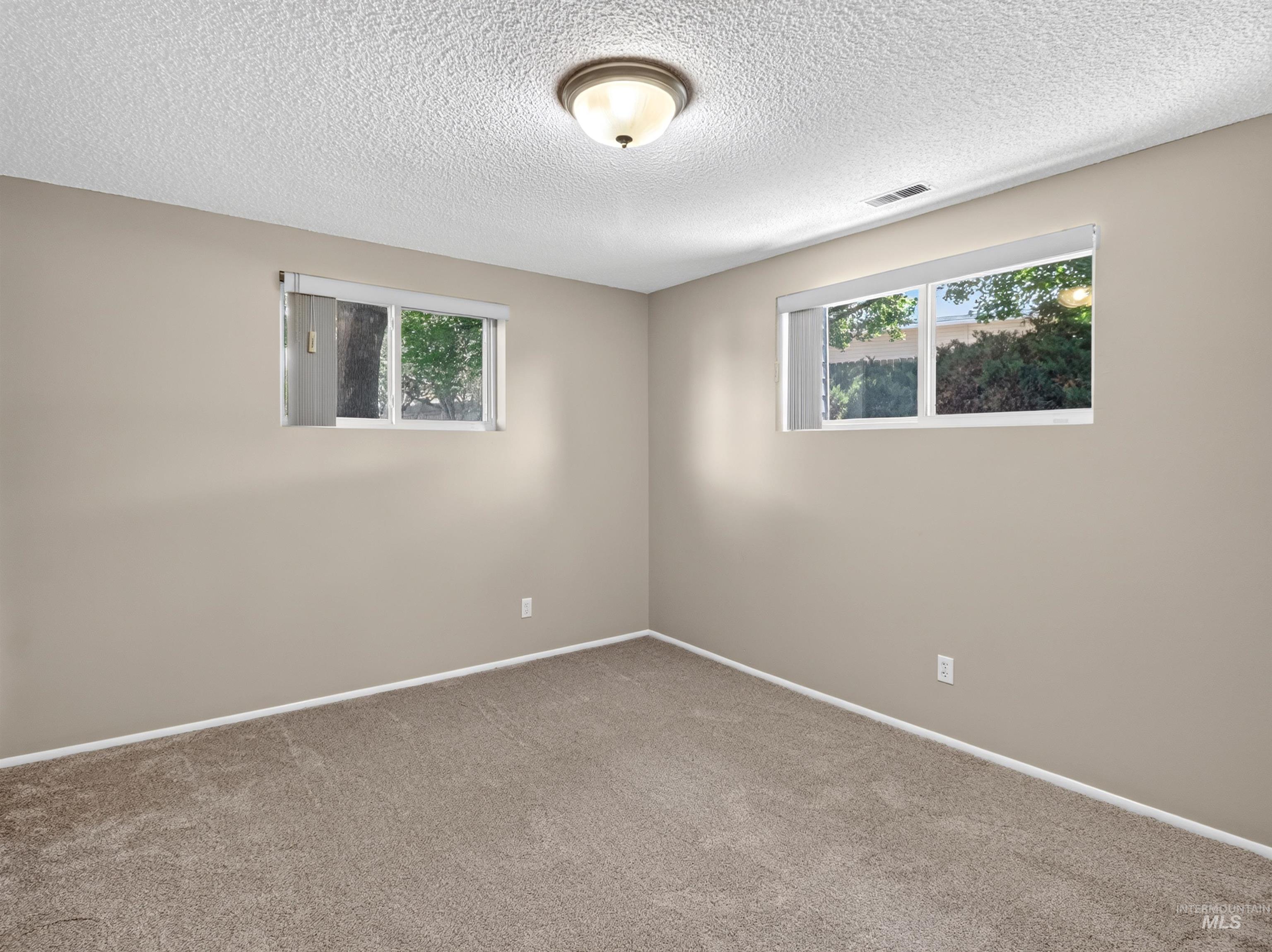 2590 S Cloverdale Rd, Boise, Idaho 83709, 4 Bedrooms, 2 Bathrooms, Residential For Sale, Price $799,999, 98996948