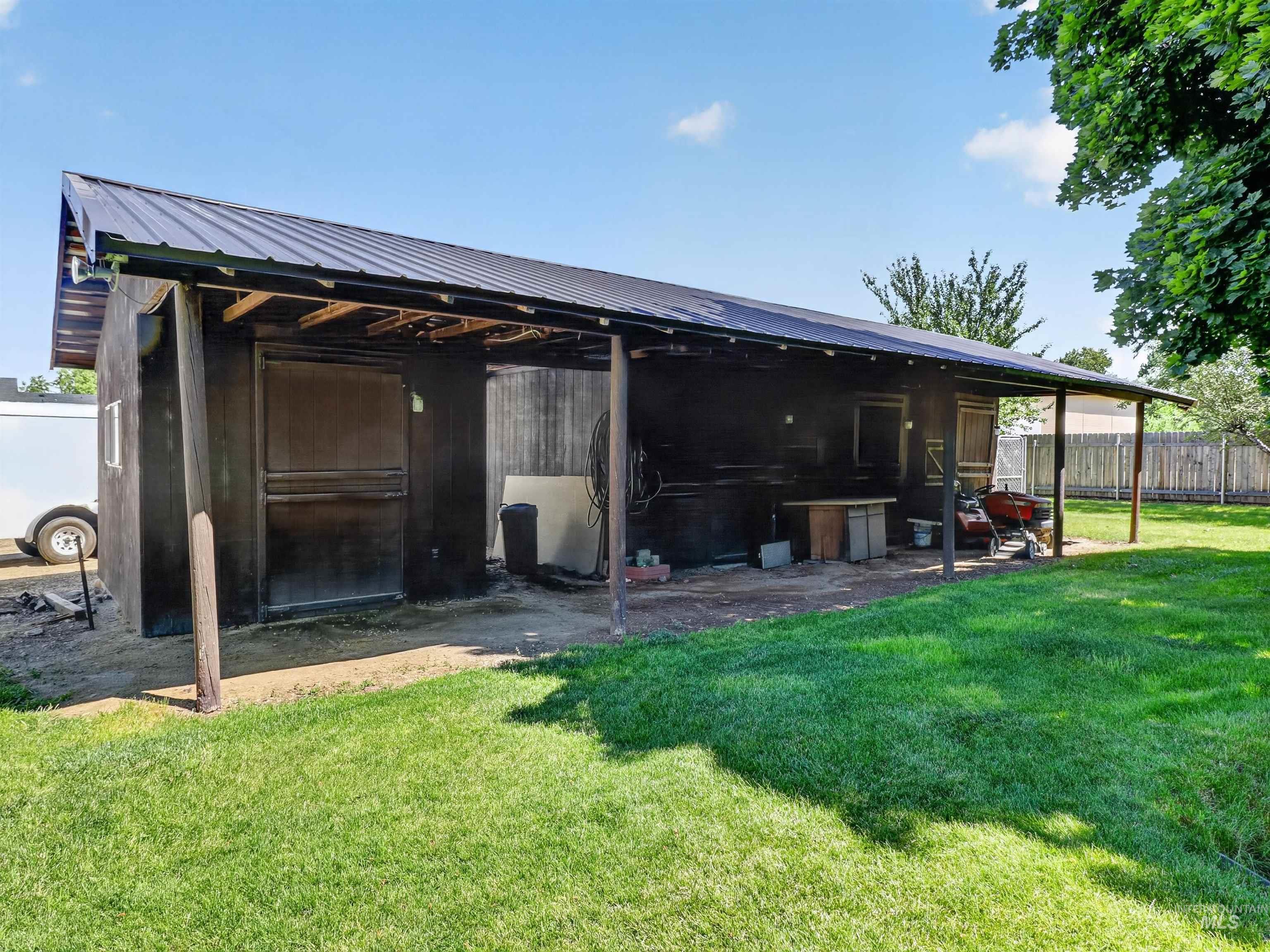 2590 S Cloverdale Rd, Boise, Idaho 83709, 4 Bedrooms, 2 Bathrooms, Residential For Sale, Price $799,999, 98996948