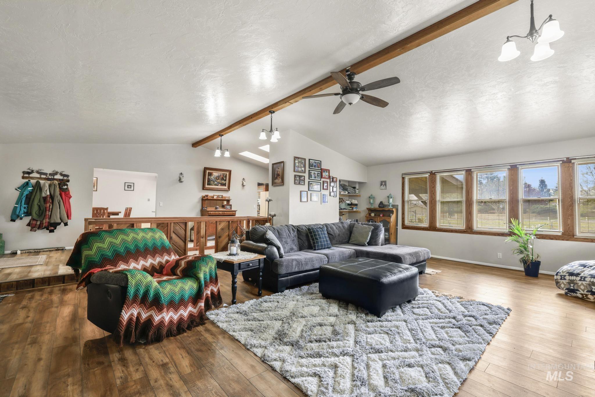 2593 E 3700 N, Twin Falls, Idaho 83301, 5 Bedrooms, 3 Bathrooms, Residential For Sale, Price $630,000,MLS 98996949