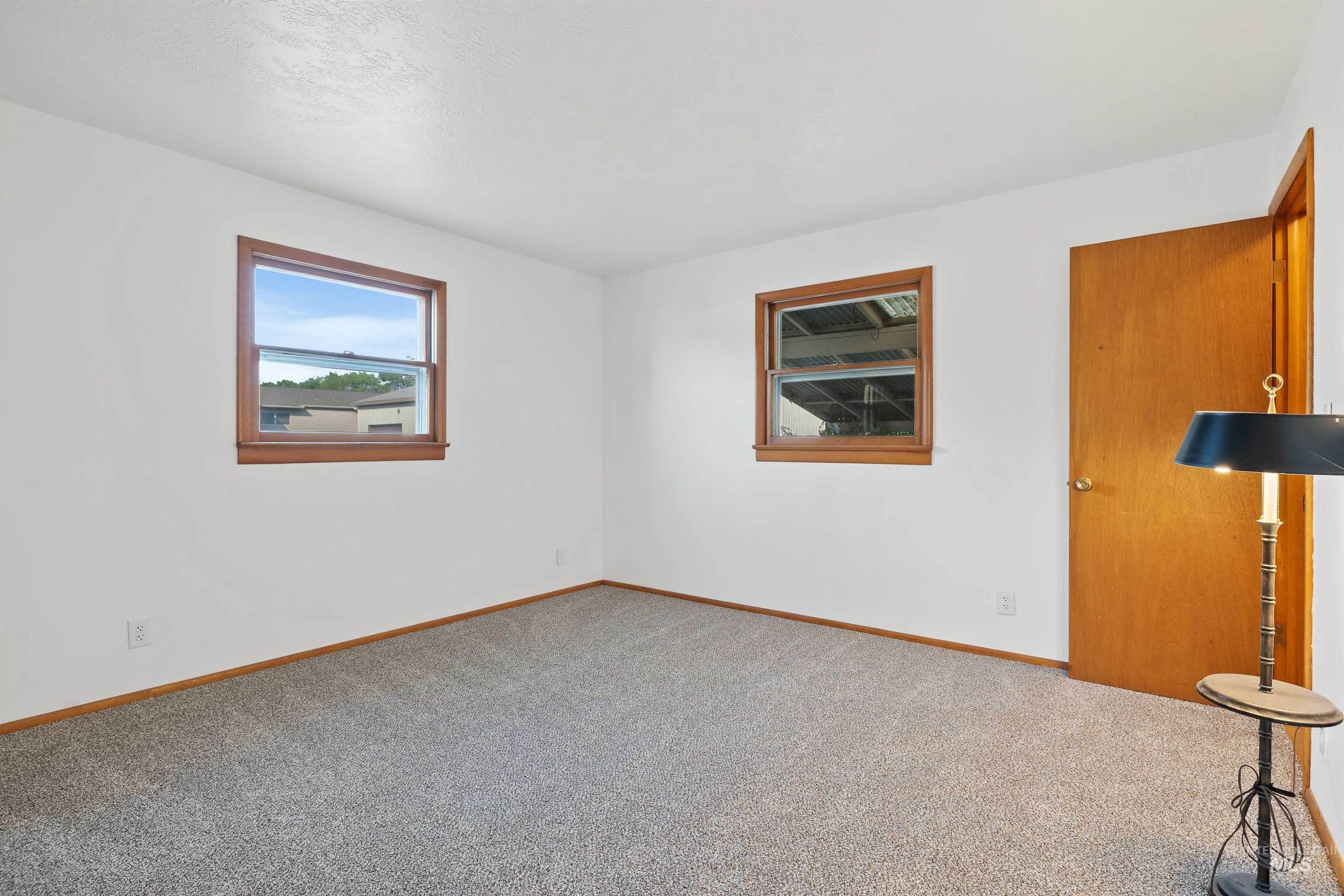 321 Clear Lakes Rd, Buhl, Idaho 83316, 4 Bedrooms, 1.5 Bathrooms, Residential For Sale, Price $309,900,MLS 98996950