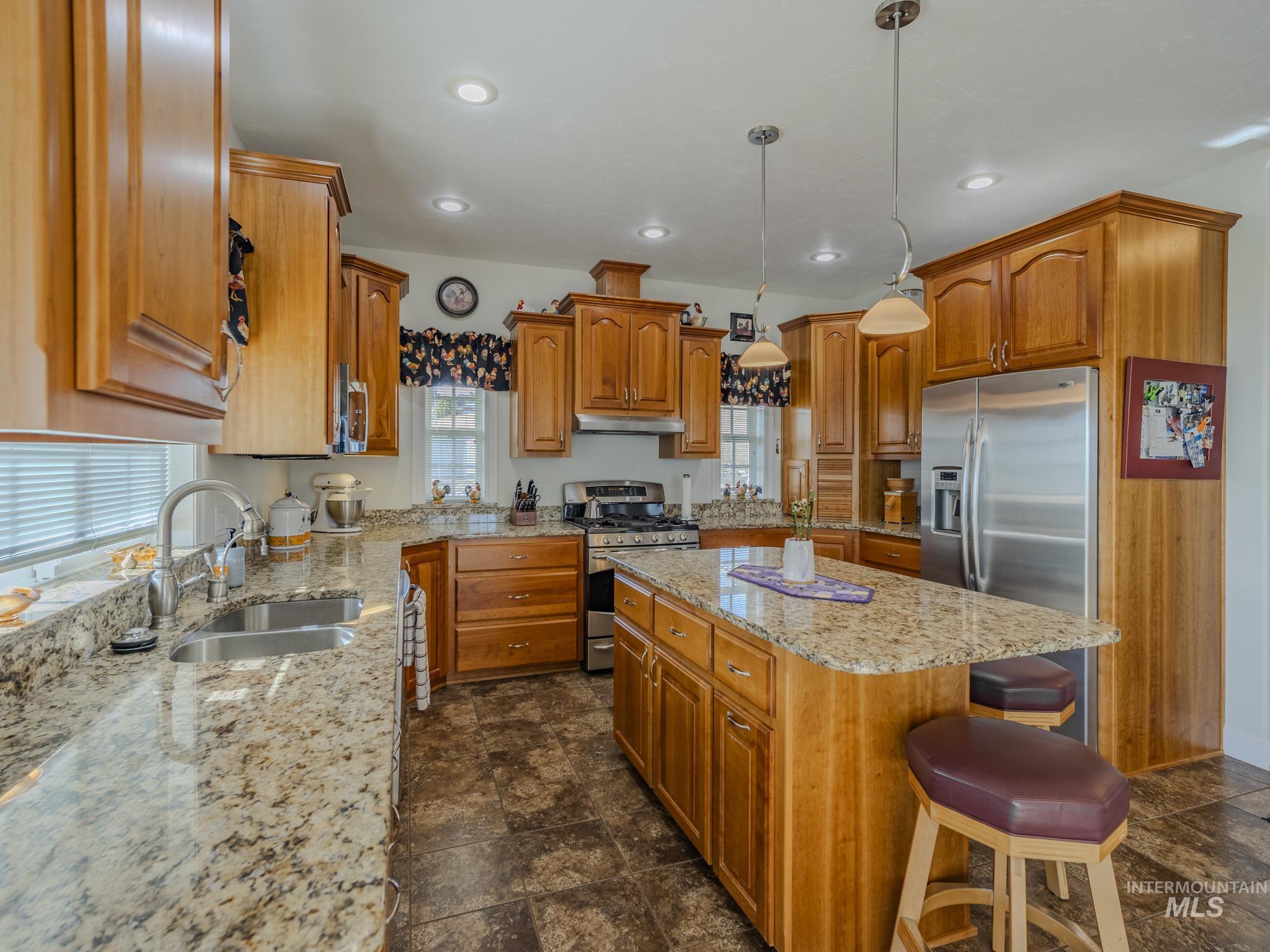 659 Reservation Line Rd, CottonWood, Idaho 83522, 3 Bedrooms, 3 Bathrooms, Residential For Sale, Price $799,000,MLS 98996954