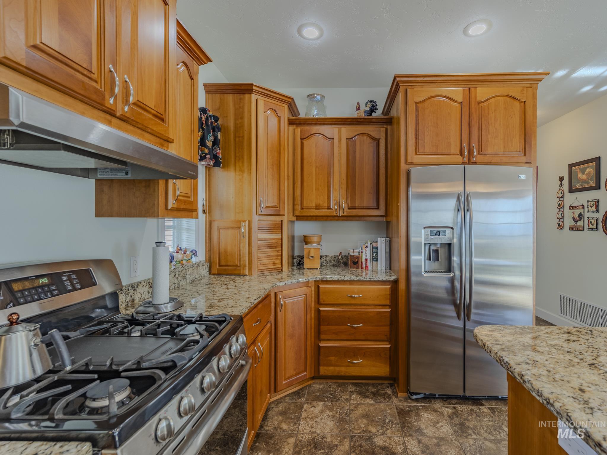 659 Reservation Line Rd, CottonWood, Idaho 83522, 3 Bedrooms, 3 Bathrooms, Residential For Sale, Price $799,000,MLS 98996954