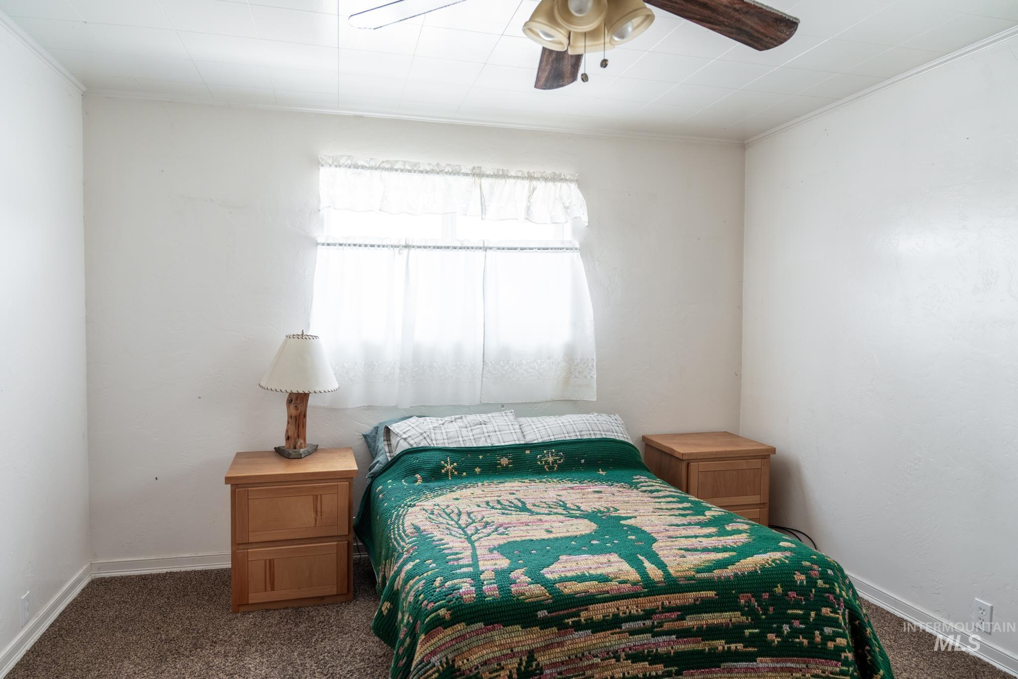 240 E Jefferson, Huntington, Oregon 97907, 2 Bedrooms, 2 Bathrooms, Residential For Sale, Price $225,000, 98996958