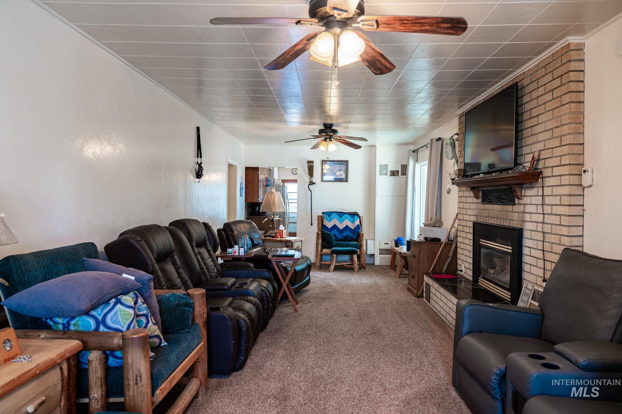 240 E Jefferson, Huntington, Oregon 97907, 2 Bedrooms, 2 Bathrooms, Residential For Sale, Price $225,000, 98996958