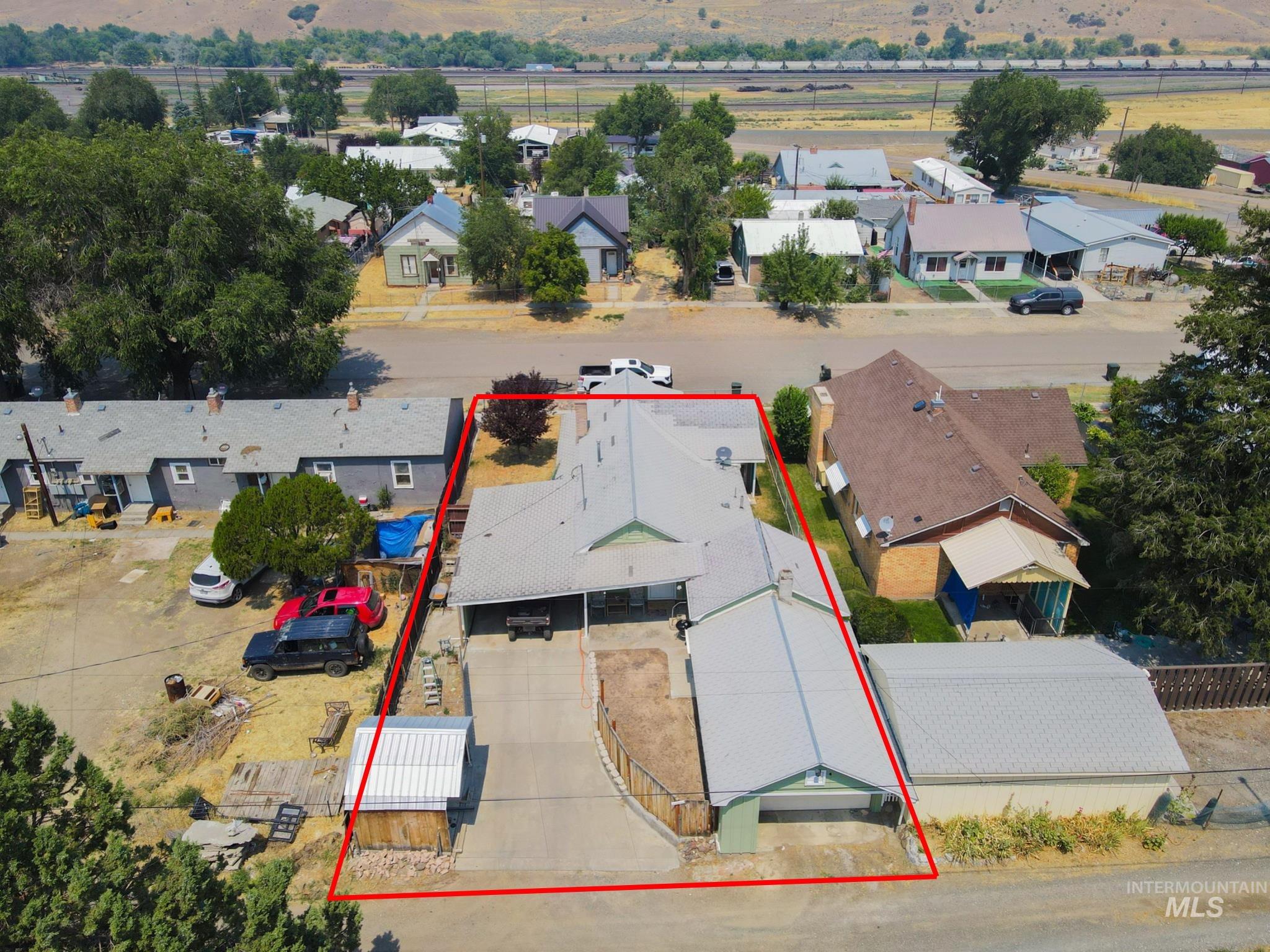 240 E Jefferson, Huntington, Oregon 97907, 2 Bedrooms, 2 Bathrooms, Residential For Sale, Price $225,000, 98996958