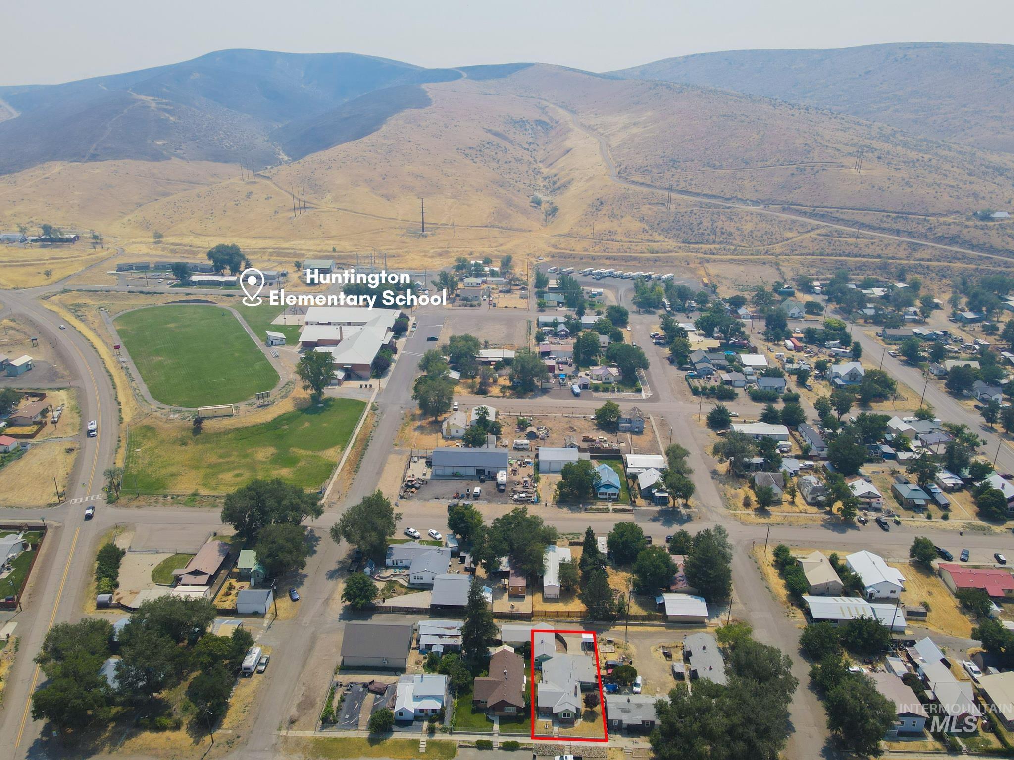 240 E Jefferson, Huntington, Oregon 97907, 2 Bedrooms, 2 Bathrooms, Residential For Sale, Price $225,000, 98996958