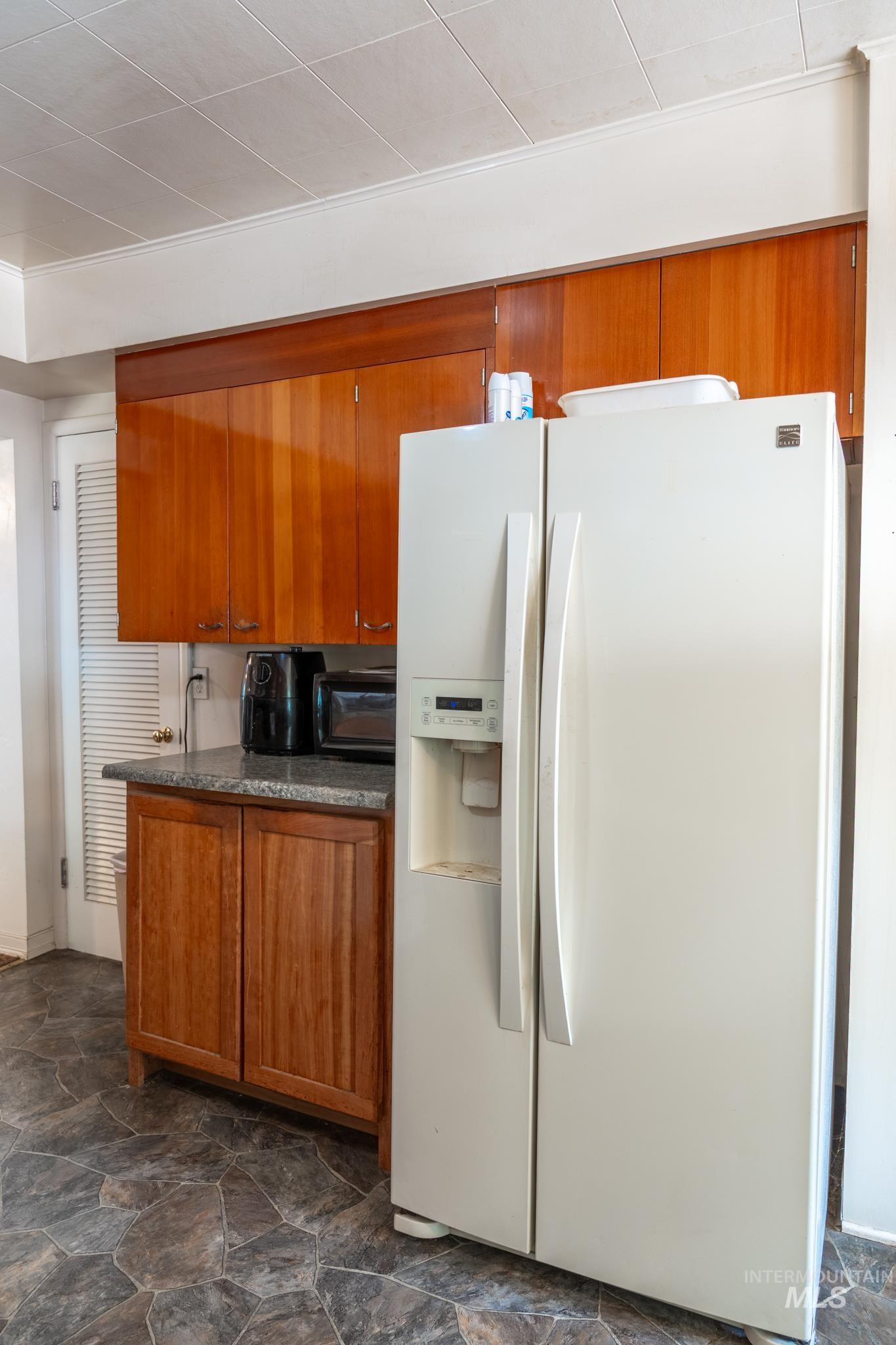 240 E Jefferson, Huntington, Oregon 97907, 2 Bedrooms, 2 Bathrooms, Residential For Sale, Price $225,000, 98996958