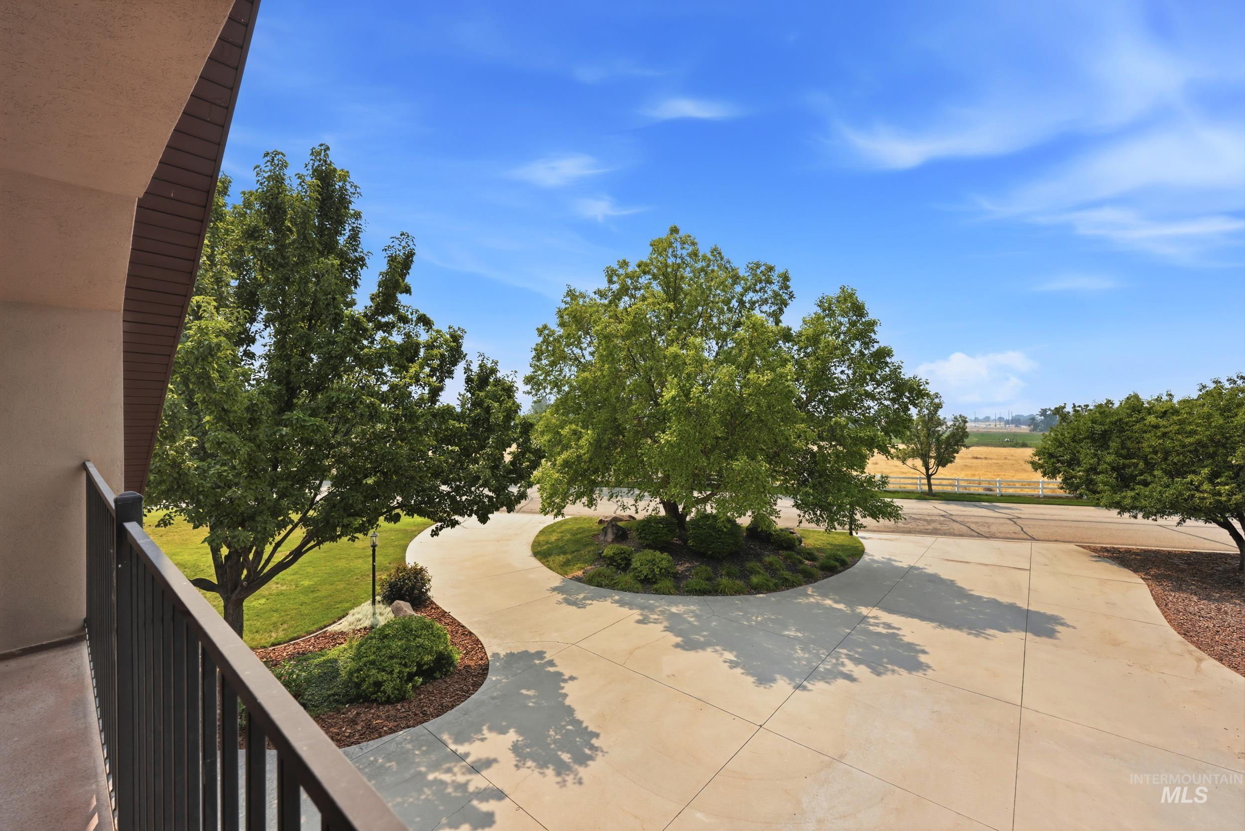236 E Shafer View Dr, Meridian, Idaho 83642, 5 Bedrooms, 3.5 Bathrooms, Residential For Sale, Price $1,300,000,MLS 98996961