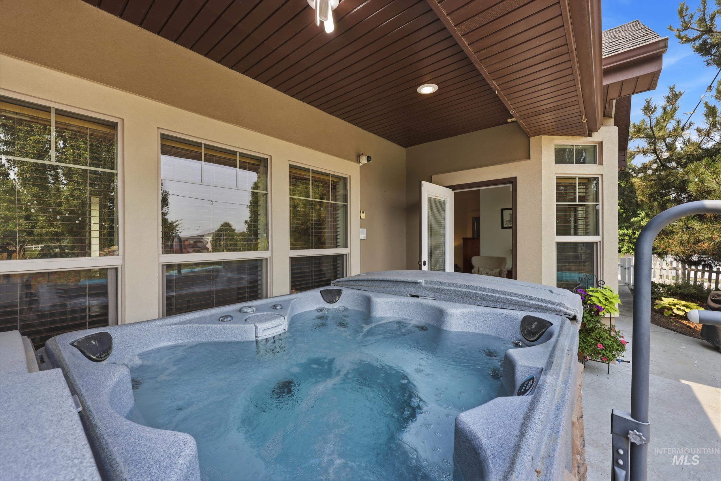 236 E Shafer View Dr, Meridian, Idaho 83642, 5 Bedrooms, 3.5 Bathrooms, Residential For Sale, Price $1,300,000,MLS 98996961