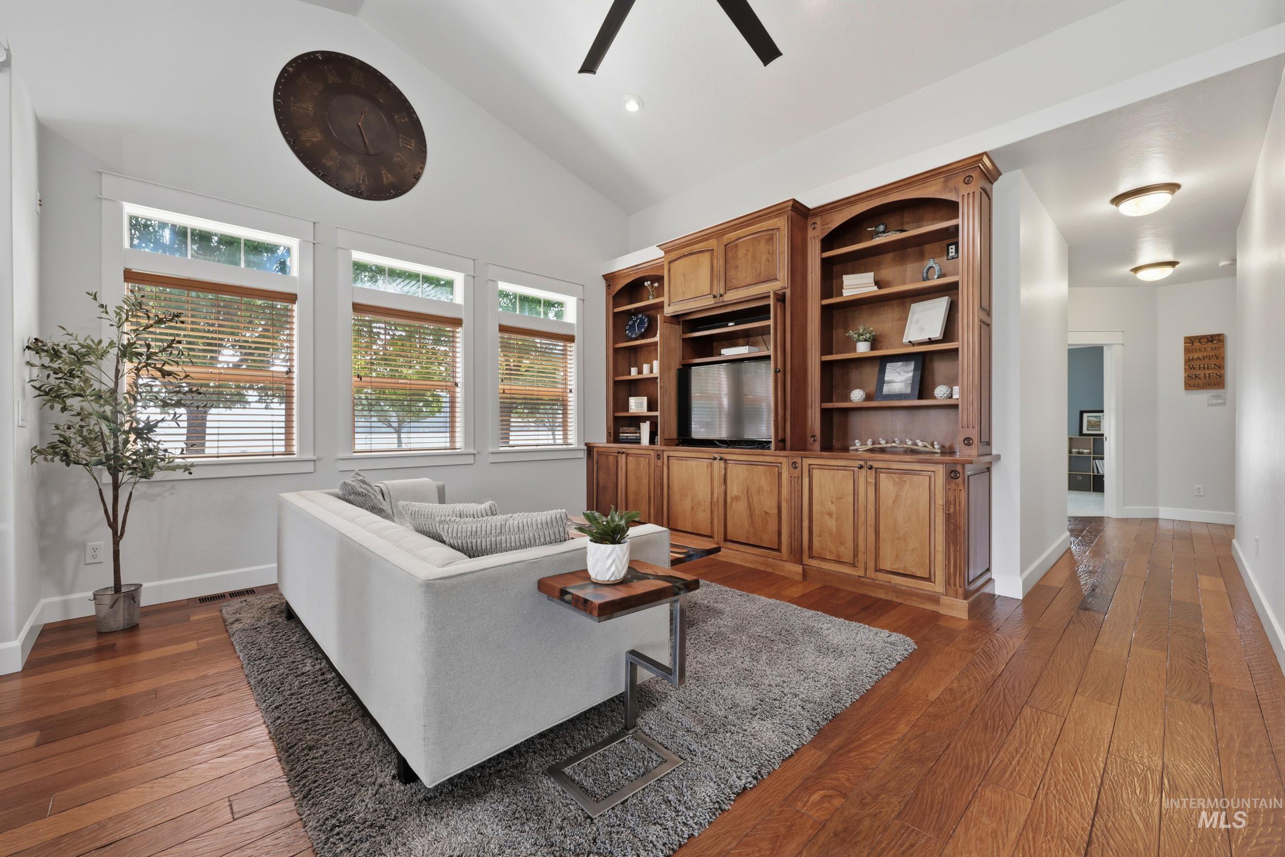 236 E Shafer View Dr, Meridian, Idaho 83642, 5 Bedrooms, 3.5 Bathrooms, Residential For Sale, Price $1,300,000,MLS 98996961