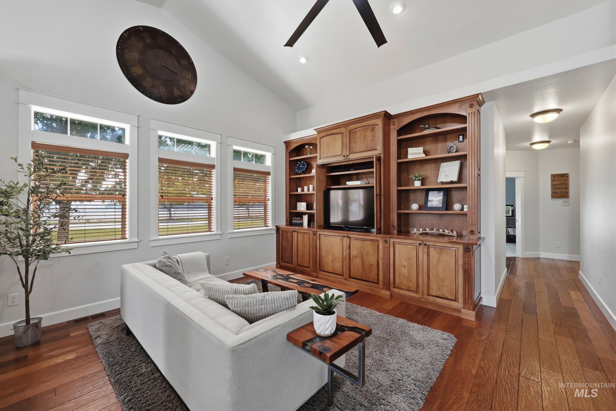 236 E Shafer View Dr, Meridian, Idaho 83642, 5 Bedrooms, 3.5 Bathrooms, Residential For Sale, Price $1,300,000,MLS 98996961