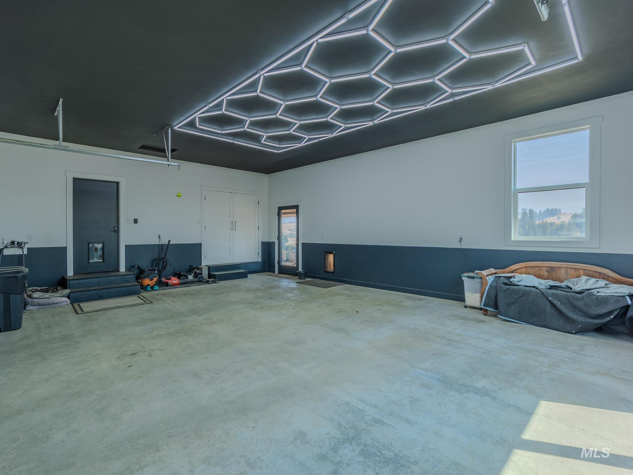 174 Soltman Rd, Grangeville, Idaho 83530, 3 Bedrooms, 2.5 Bathrooms, Residential For Sale, Price $1,060,000,MLS 98996962