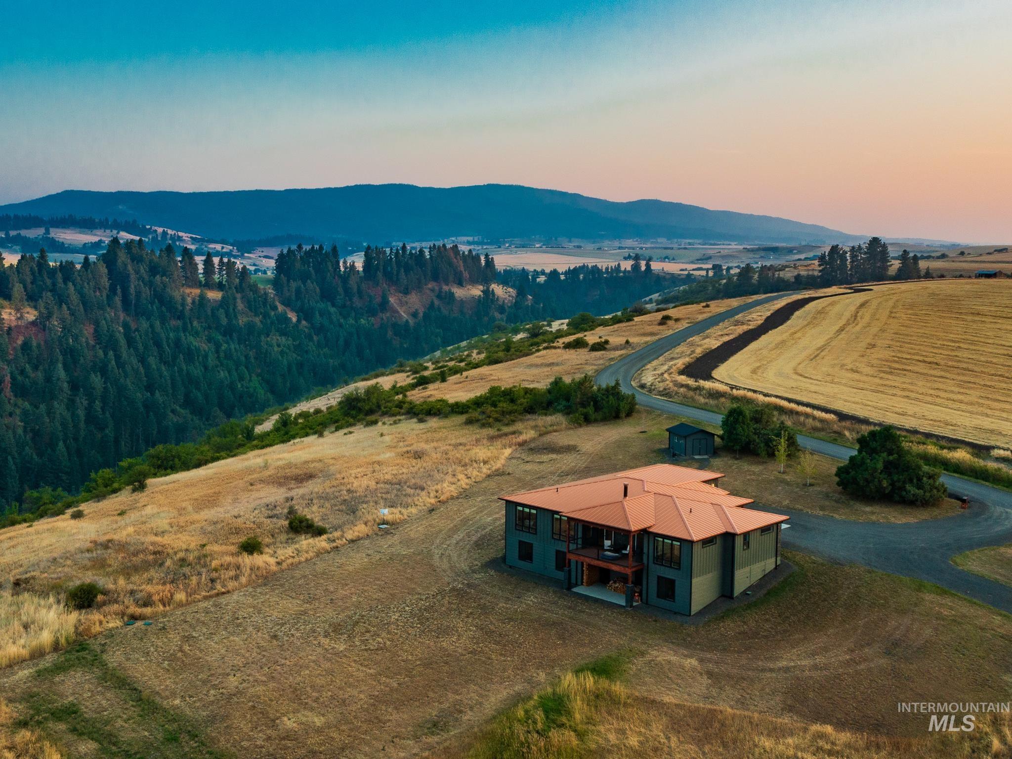 174 Soltman Rd, Grangeville, Idaho 83530, 3 Bedrooms, 2.5 Bathrooms, Residential For Sale, Price $1,060,000,MLS 98996962