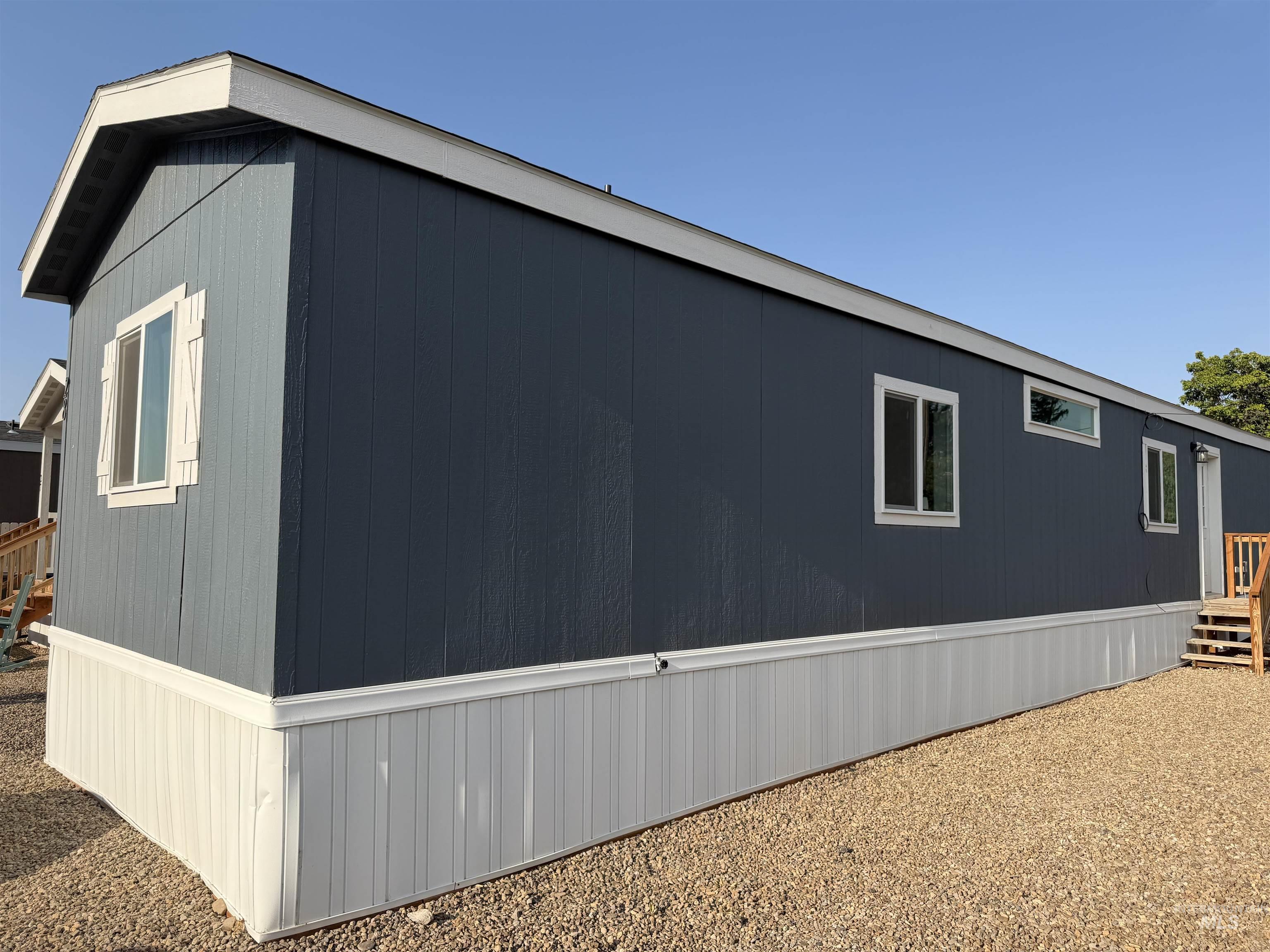 370 W 12th South, Mountain Home, Idaho 83647, 3 Bedrooms, 2 Bathrooms, Residential For Sale, Price $115,000, 98996964