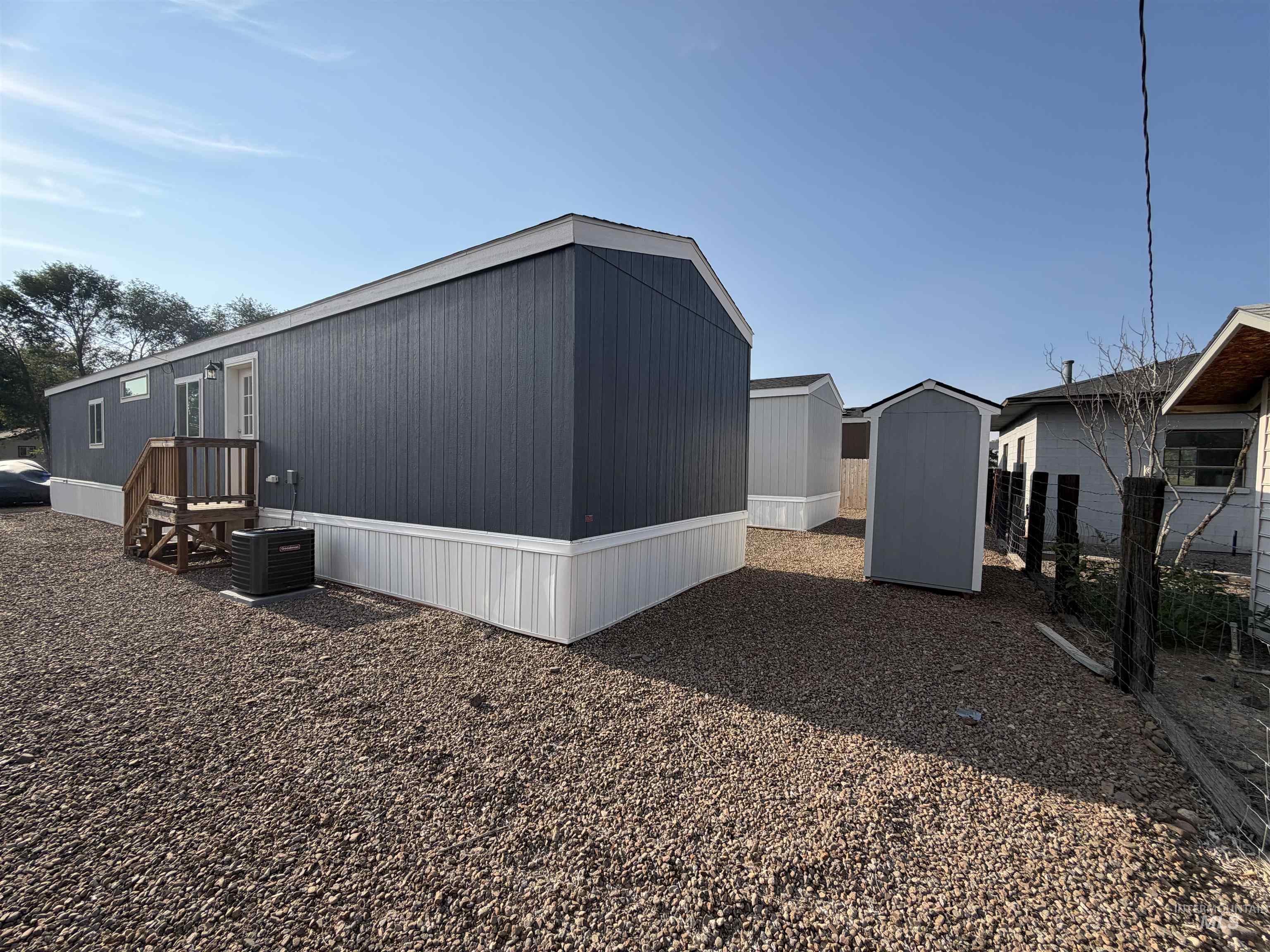 370 W 12th South, Mountain Home, Idaho 83647, 3 Bedrooms, 2 Bathrooms, Residential For Sale, Price $115,000, 98996964