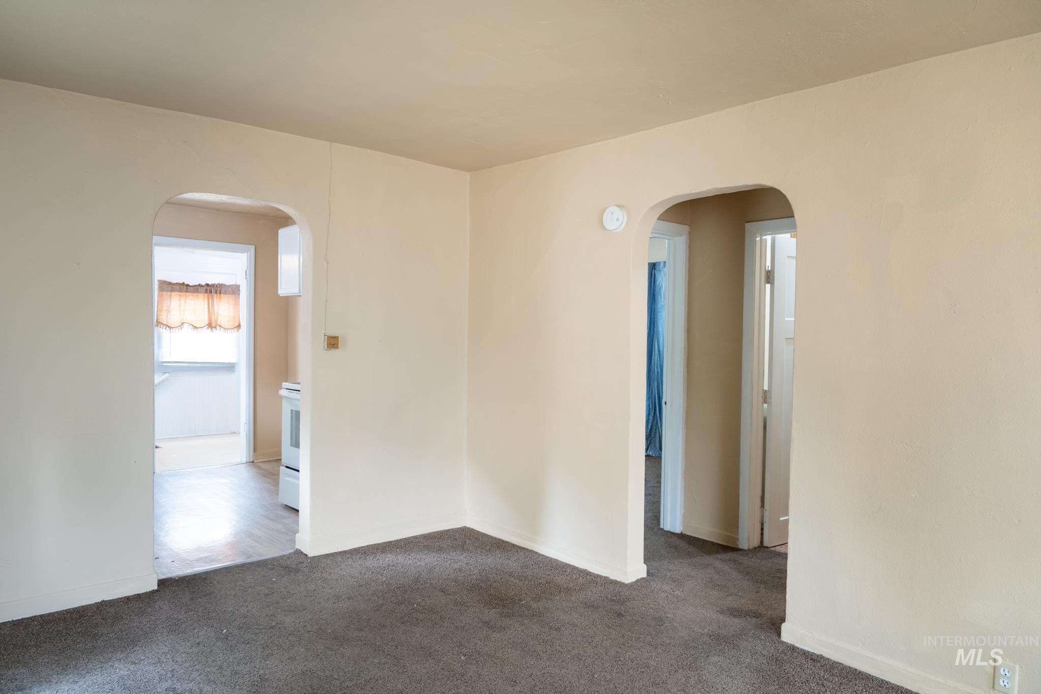 757 NW 2nd St, Ontario, Oregon 97914, 2 Bedrooms, 1 Bathroom, Residential For Sale, Price $175,000, 98996965