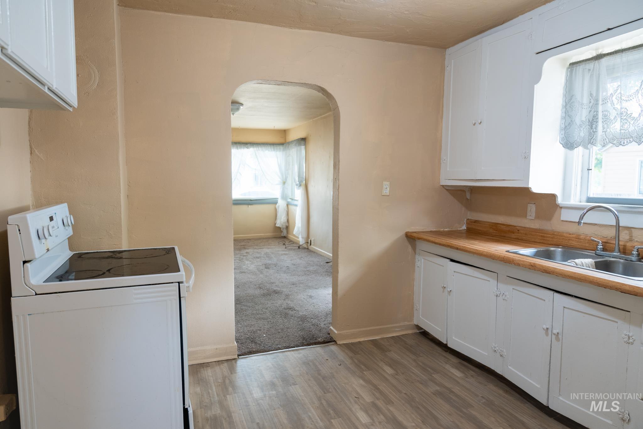 757 NW 2nd St, Ontario, Oregon 97914, 2 Bedrooms, 1 Bathroom, Residential For Sale, Price $175,000, 98996965