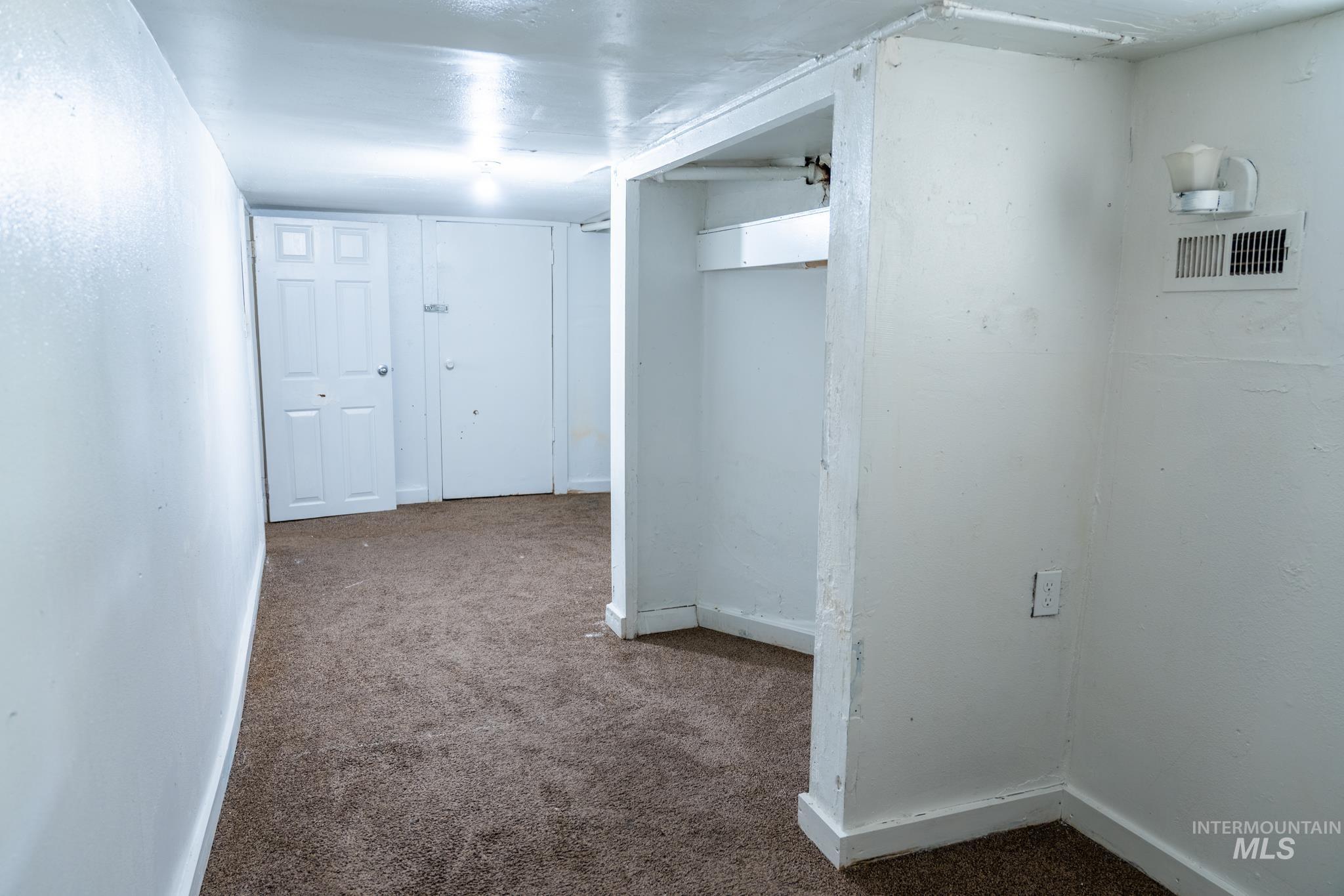 757 NW 2nd St, Ontario, Oregon 97914, 2 Bedrooms, 1 Bathroom, Residential For Sale, Price $175,000, 98996965