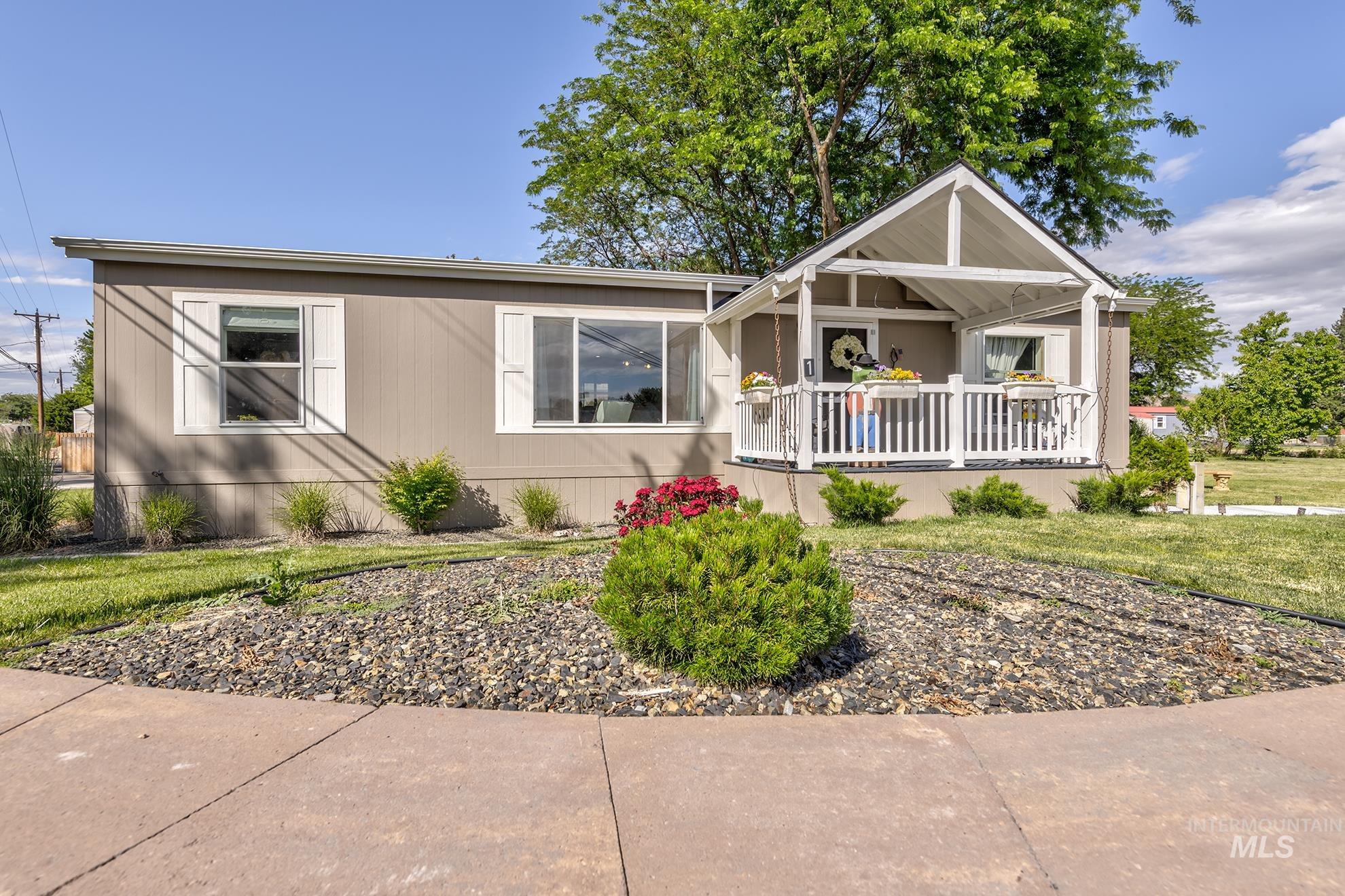 1500 W 7th, Weiser, Idaho 83672, 3 Bedrooms, 2 Bathrooms, Residential For Sale, Price $198,000, 98996966