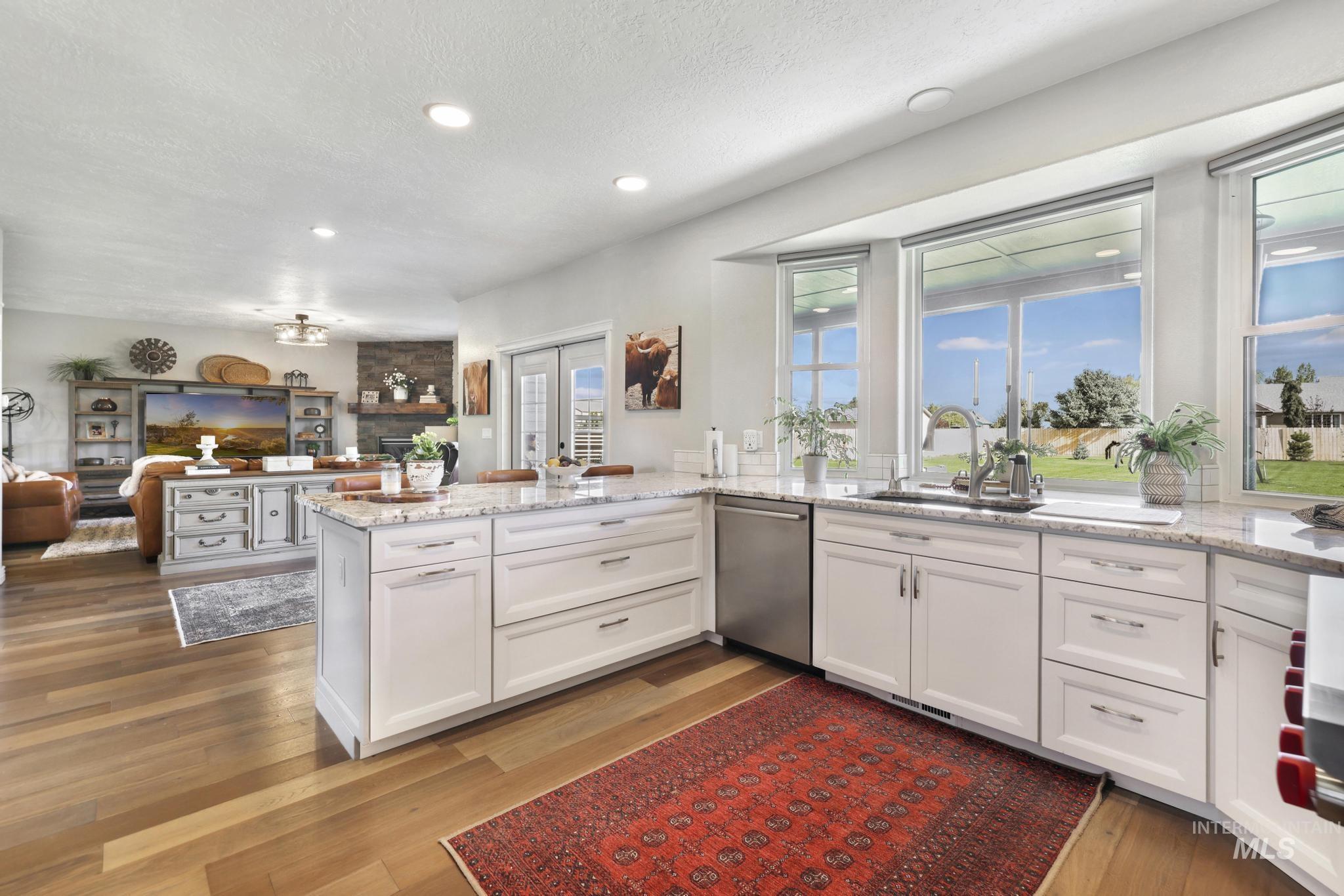 970 NW Bluegrass Circle, Mountain Home, Idaho 83647, 4 Bedrooms, 2.5 Bathrooms, Residential For Sale, Price $715,000,MLS 98996967