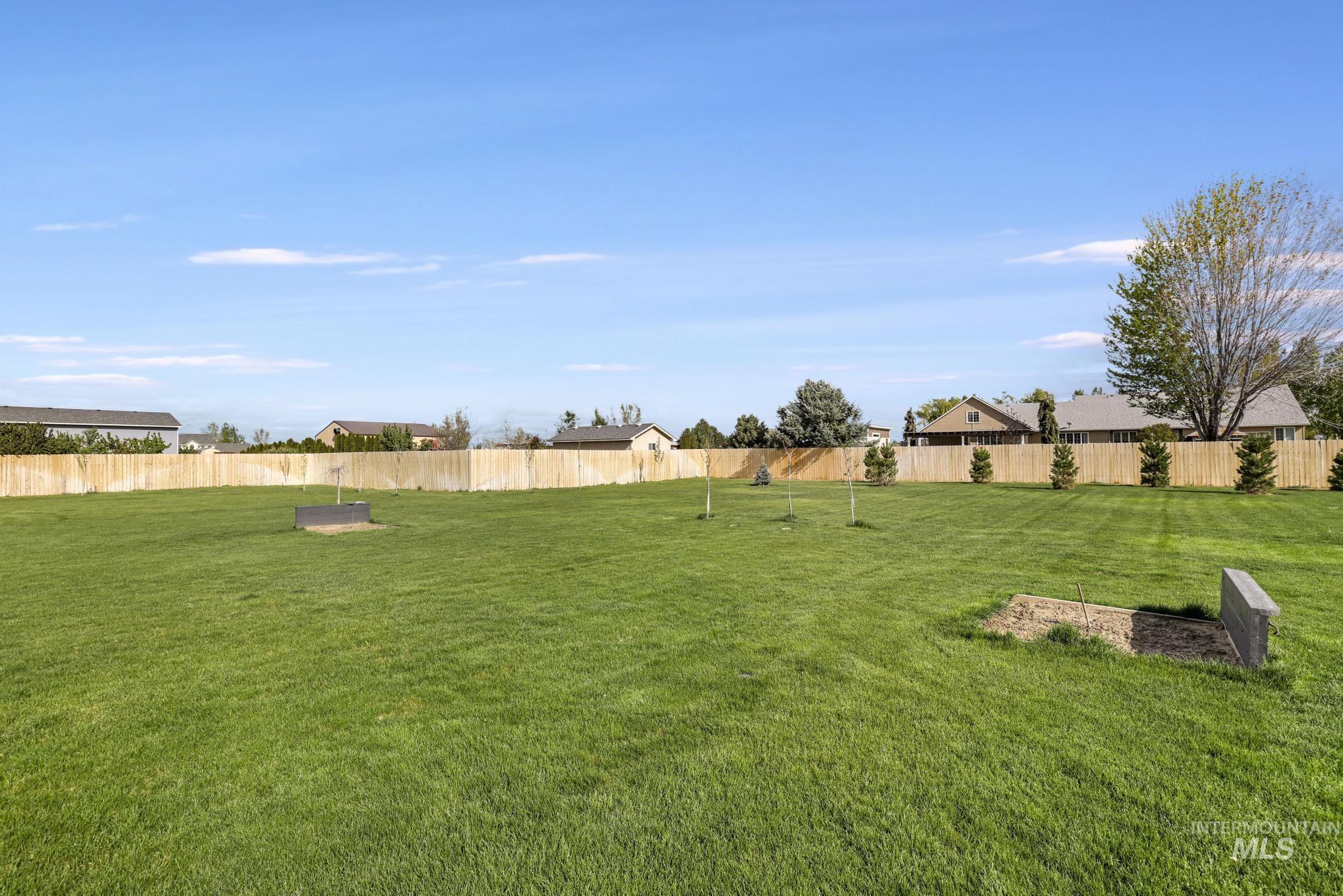 970 NW Bluegrass Circle, Mountain Home, Idaho 83647, 4 Bedrooms, 2.5 Bathrooms, Residential For Sale, Price $715,000,MLS 98996967