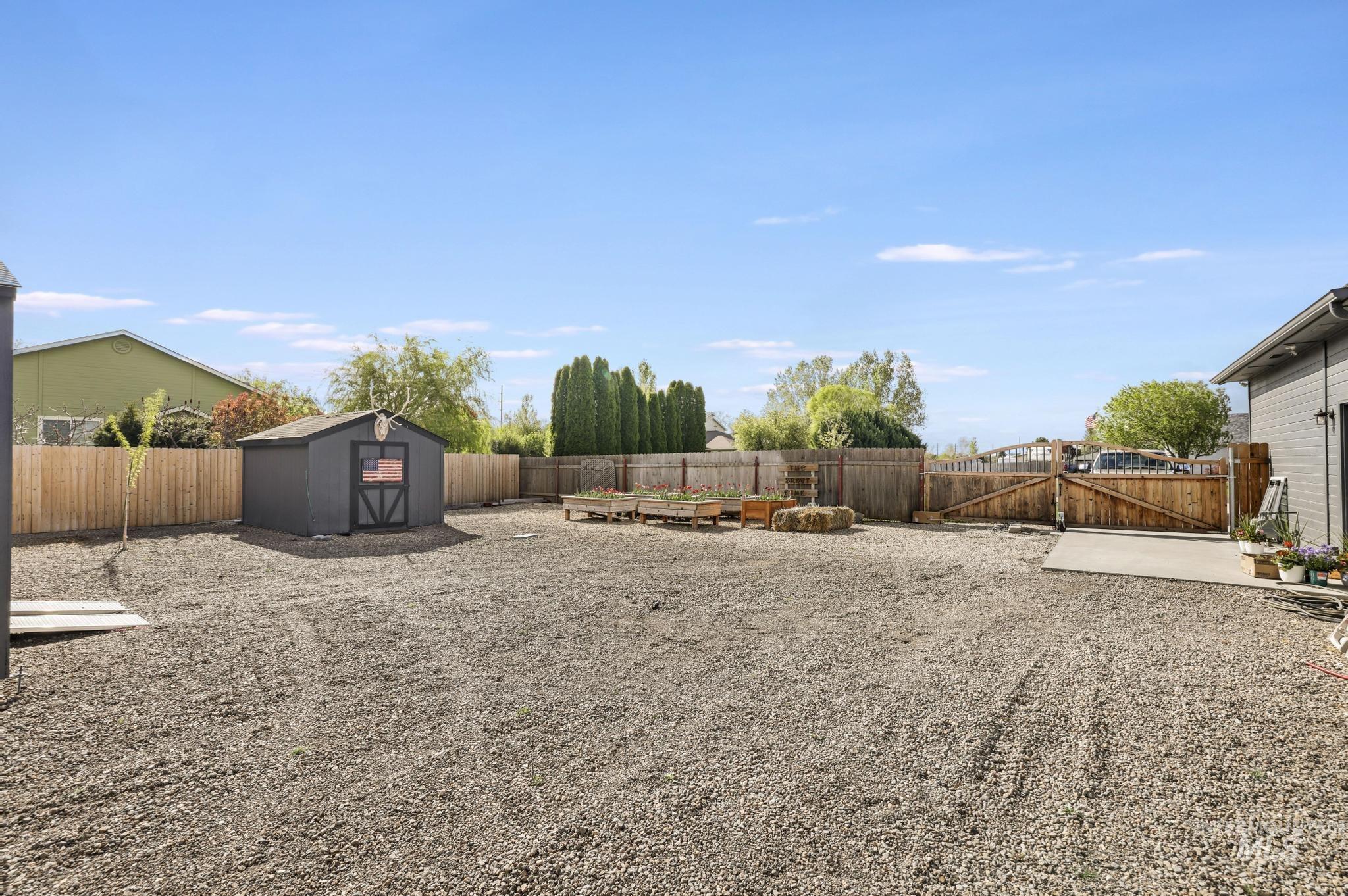 970 NW Bluegrass Circle, Mountain Home, Idaho 83647, 4 Bedrooms, 2.5 Bathrooms, Residential For Sale, Price $715,000,MLS 98996967