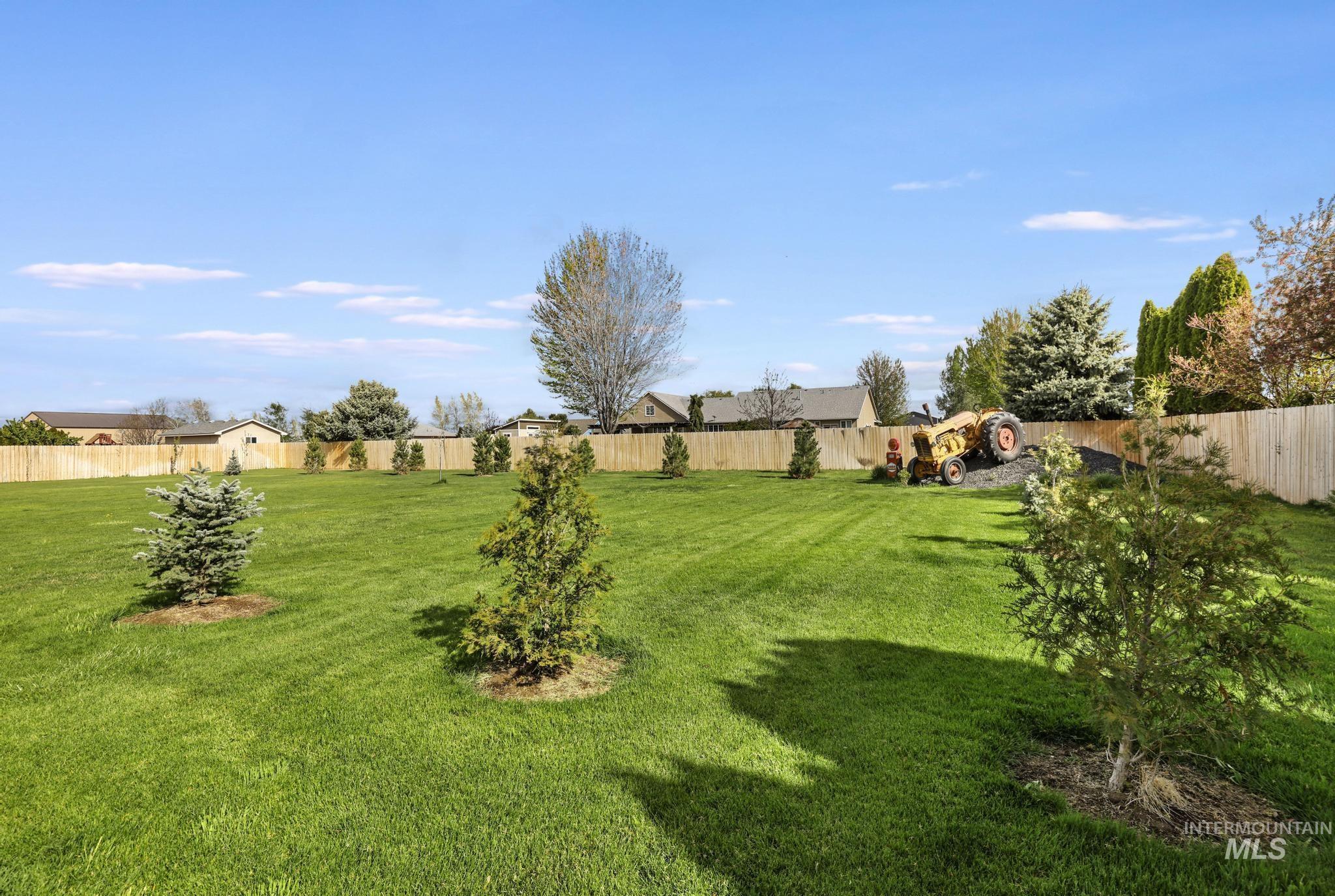 970 NW Bluegrass Circle, Mountain Home, Idaho 83647, 4 Bedrooms, 2.5 Bathrooms, Residential For Sale, Price $715,000,MLS 98996967