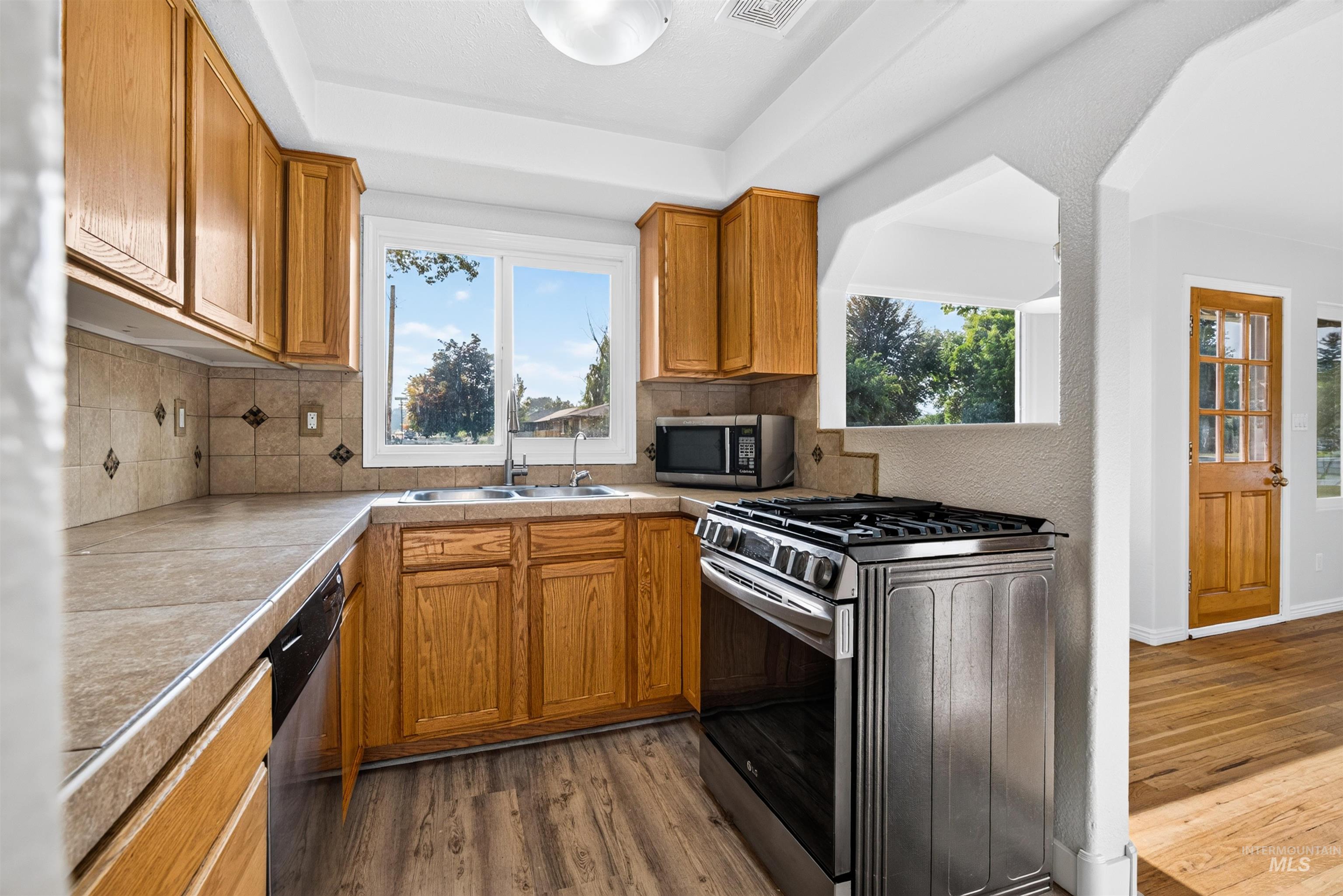 324 S Pine St, Nampa, Idaho 83686, 3 Bedrooms, 1 Bathroom, Residential For Sale, Price $360,000,MLS 98996969