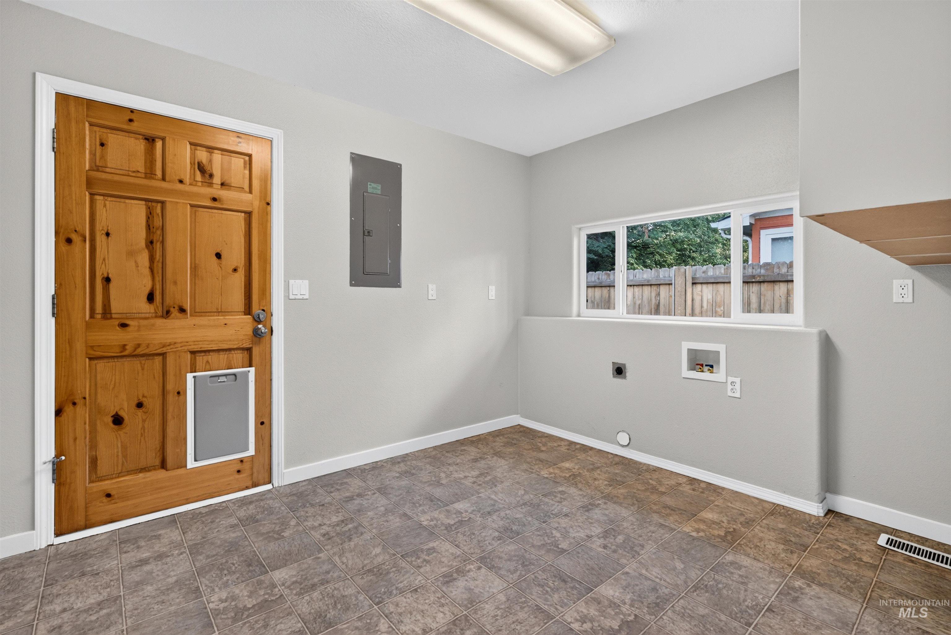 324 S Pine St, Nampa, Idaho 83686, 3 Bedrooms, 1 Bathroom, Residential For Sale, Price $360,000,MLS 98996969