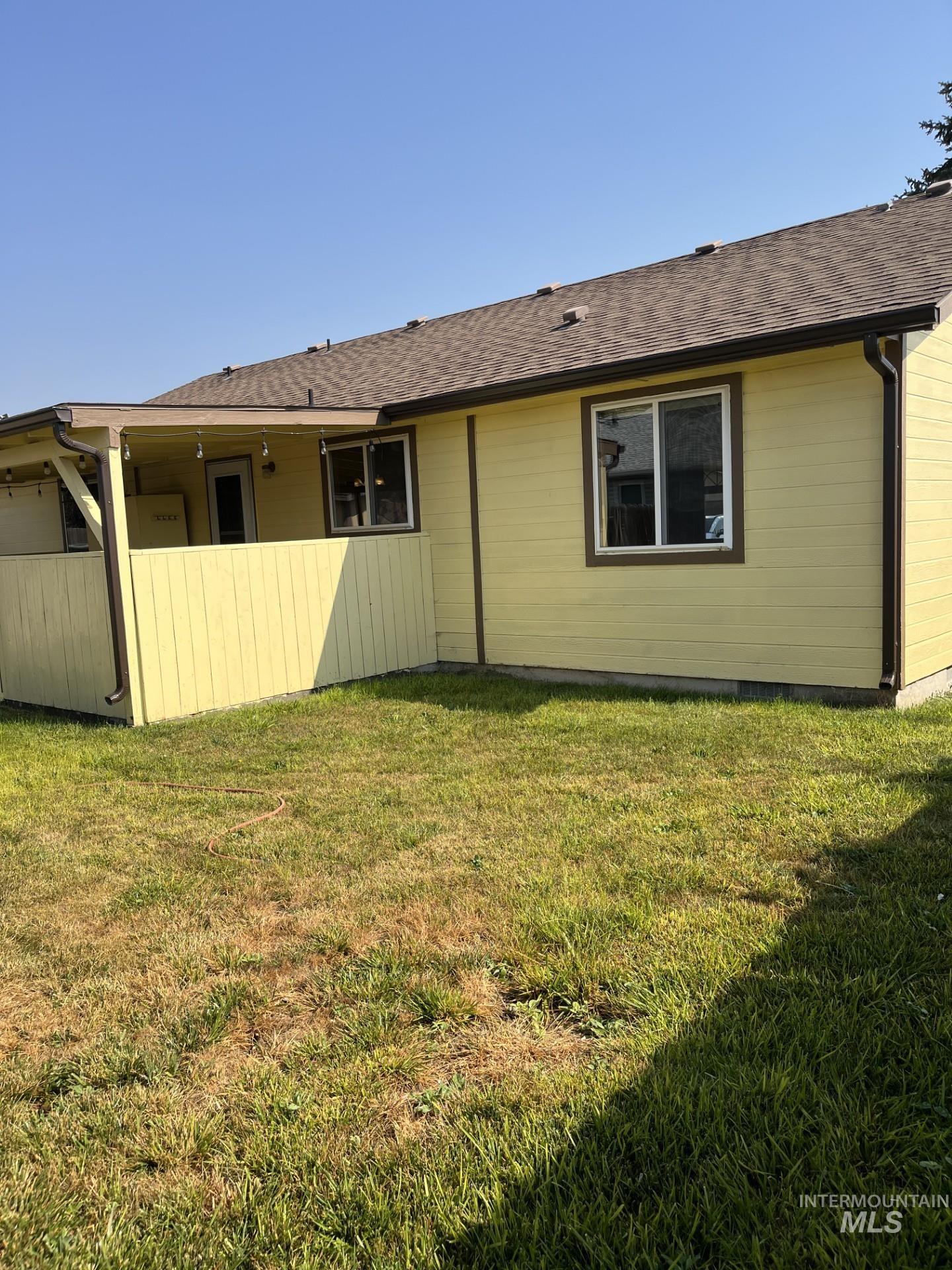 1801 Silver Dr, Nampa, Idaho 83686, 3 Bedrooms, 2 Bathrooms, Residential For Sale, Price $339,000,MLS 98996972
