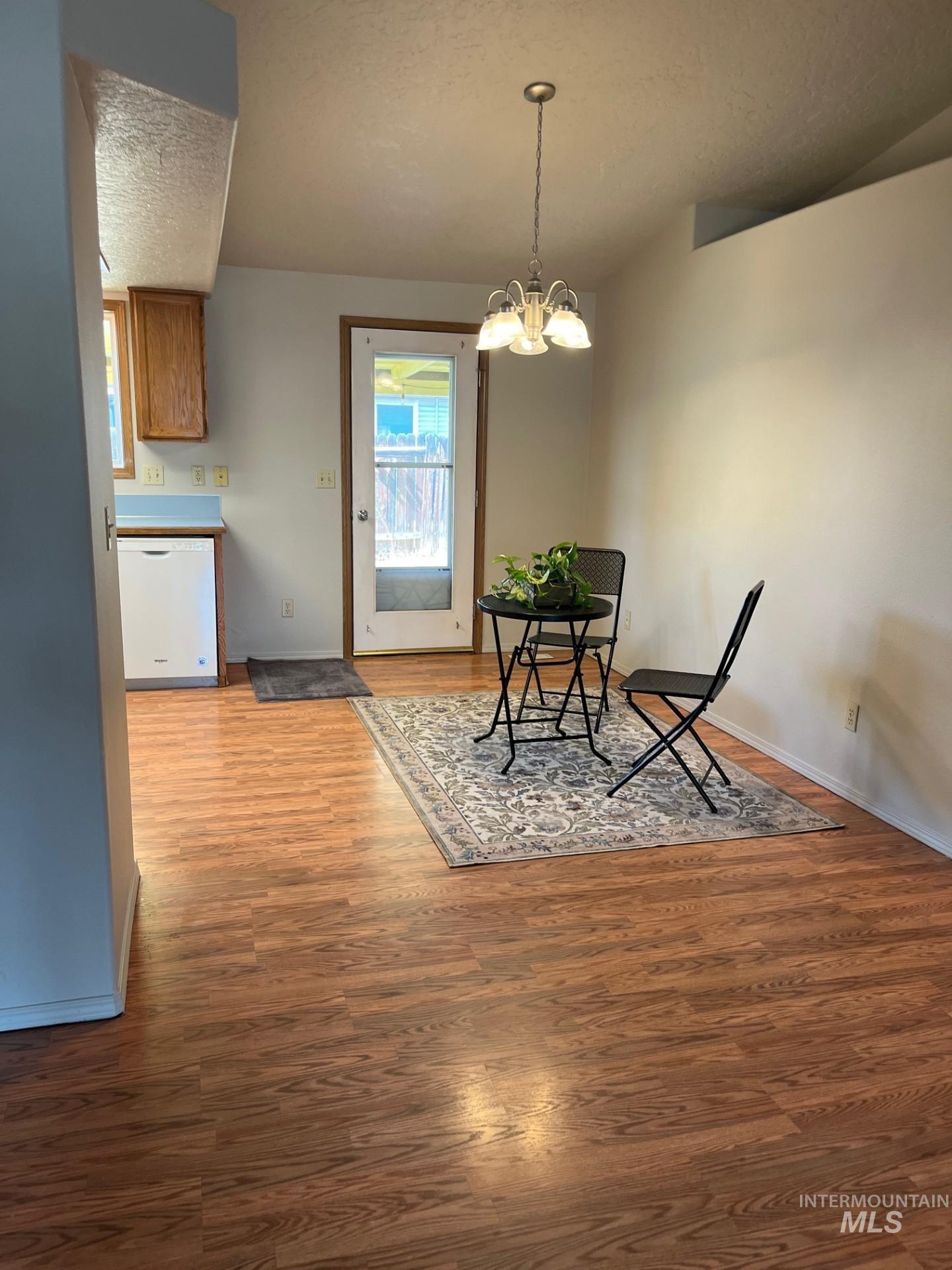 1801 Silver Dr, Nampa, Idaho 83686, 3 Bedrooms, 2 Bathrooms, Residential For Sale, Price $339,000,MLS 98996972