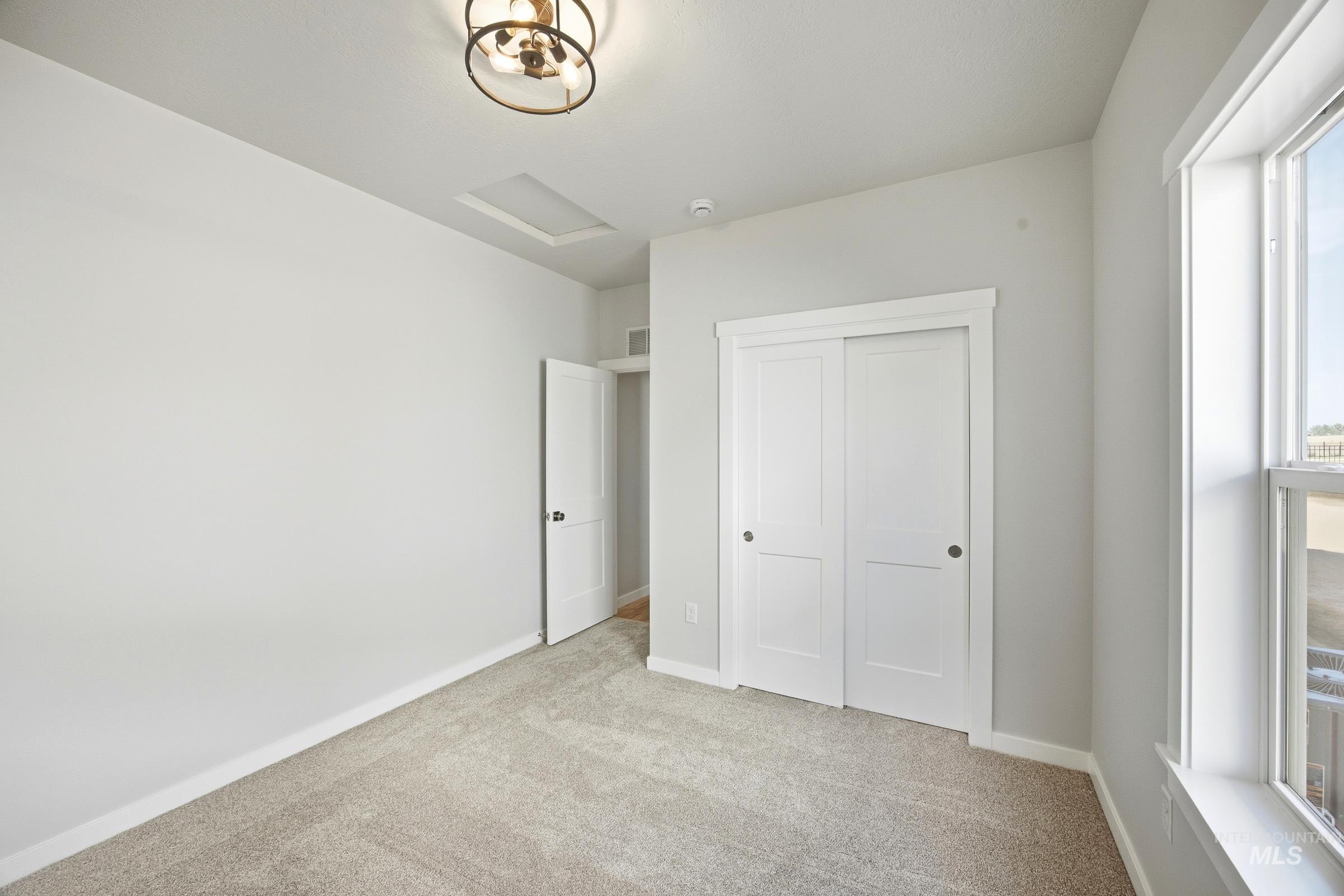 3099 N Porgy Way, Eagle, Idaho 83616, 4 Bedrooms, 2 Bathrooms, Residential For Sale, Price $699,990,MLS 98996973