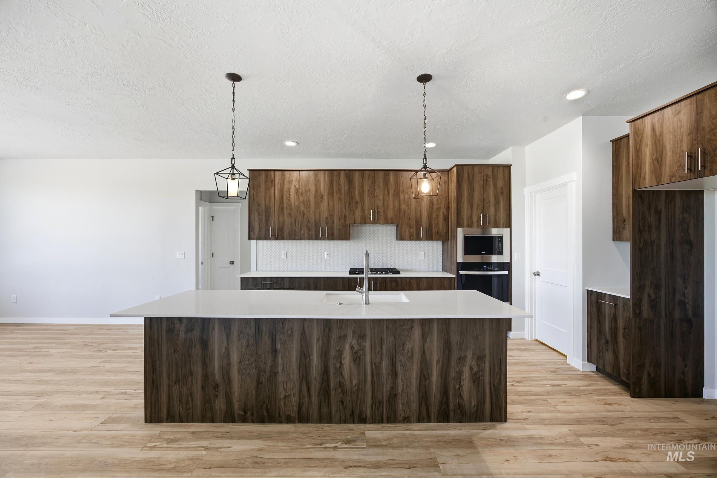 3099 N Porgy Way, Eagle, Idaho 83616, 4 Bedrooms, 2 Bathrooms, Residential For Sale, Price $699,990,MLS 98996973