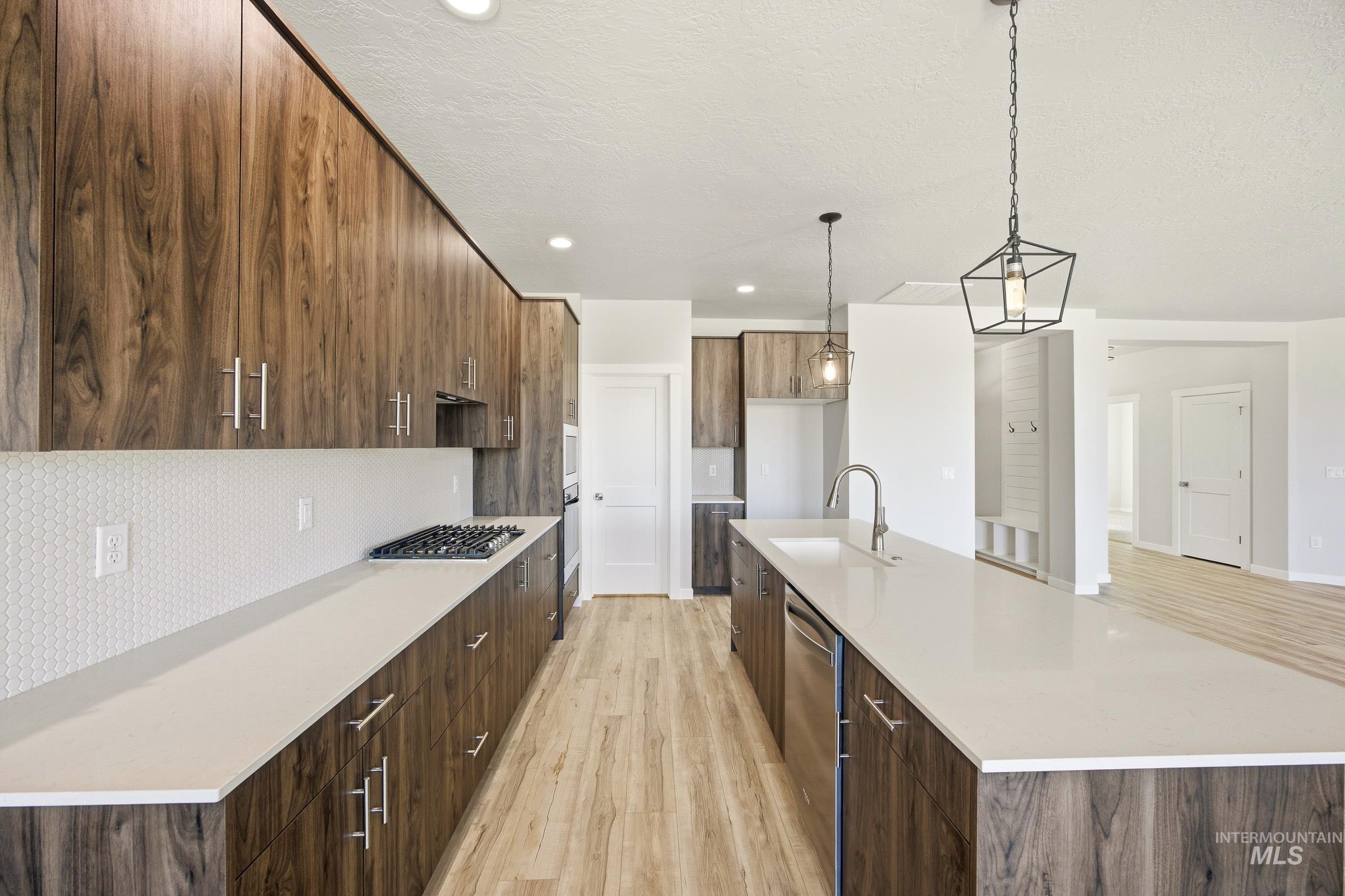 3099 N Porgy Way, Eagle, Idaho 83616, 4 Bedrooms, 2 Bathrooms, Residential For Sale, Price $699,990,MLS 98996973