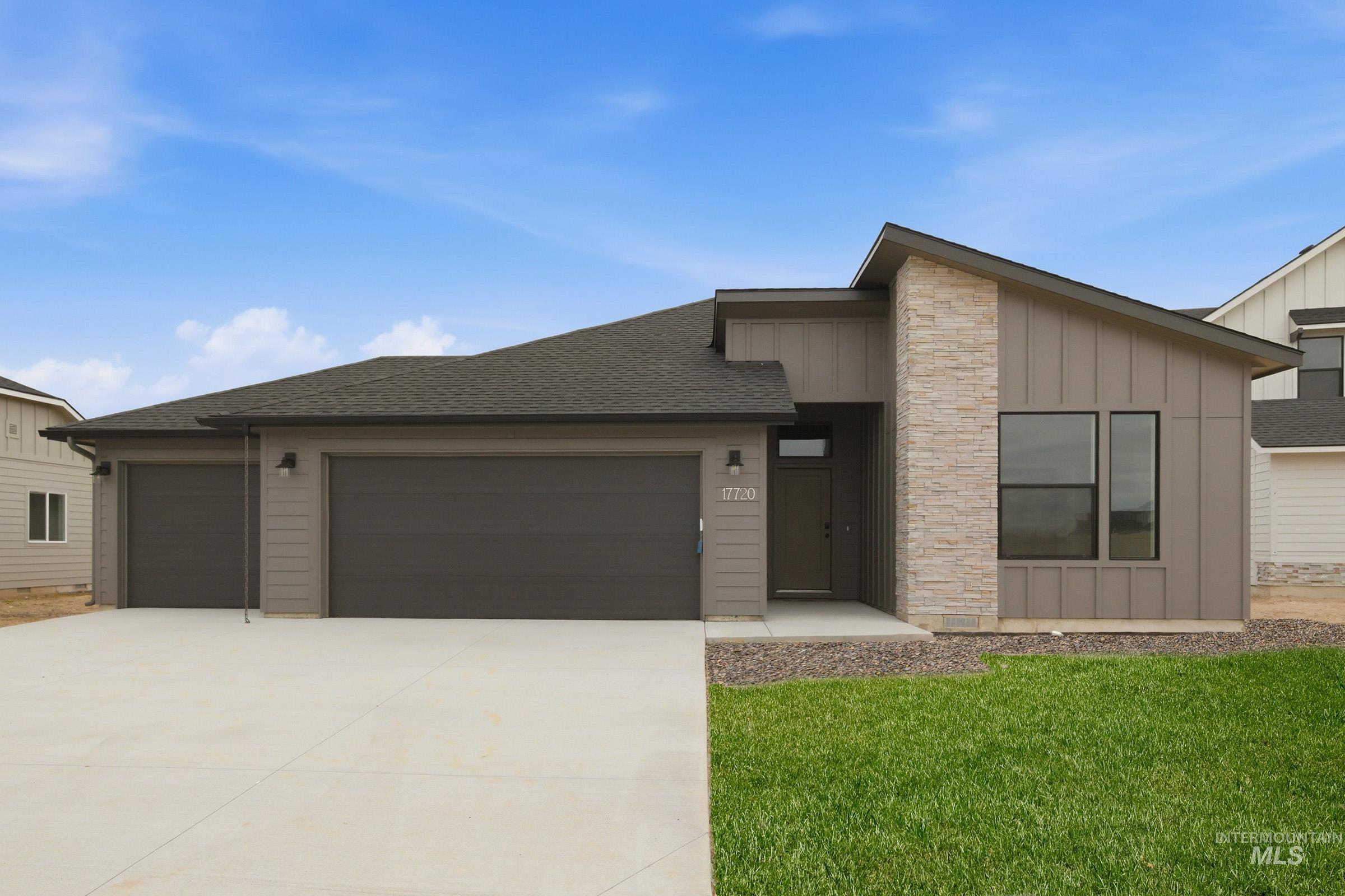 3144 N Porgy Way, Eagle, Idaho 83616, 4 Bedrooms, 2 Bathrooms, Residential For Sale, Price $659,990,MLS 98996974