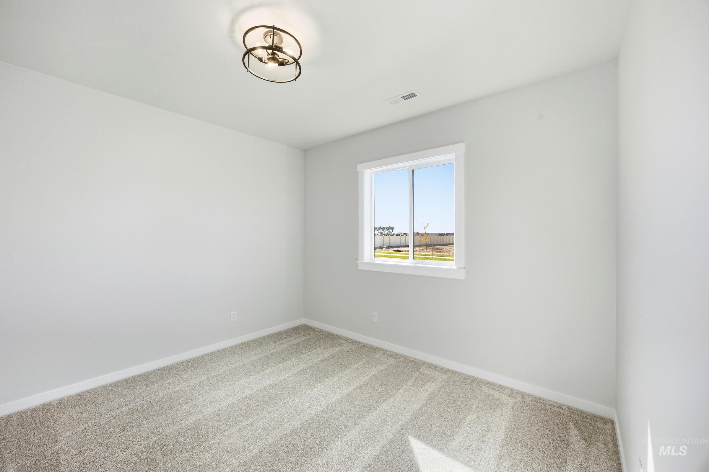 3144 N Porgy Way, Eagle, Idaho 83616, 4 Bedrooms, 2 Bathrooms, Residential For Sale, Price $609,990,MLS 98996974
