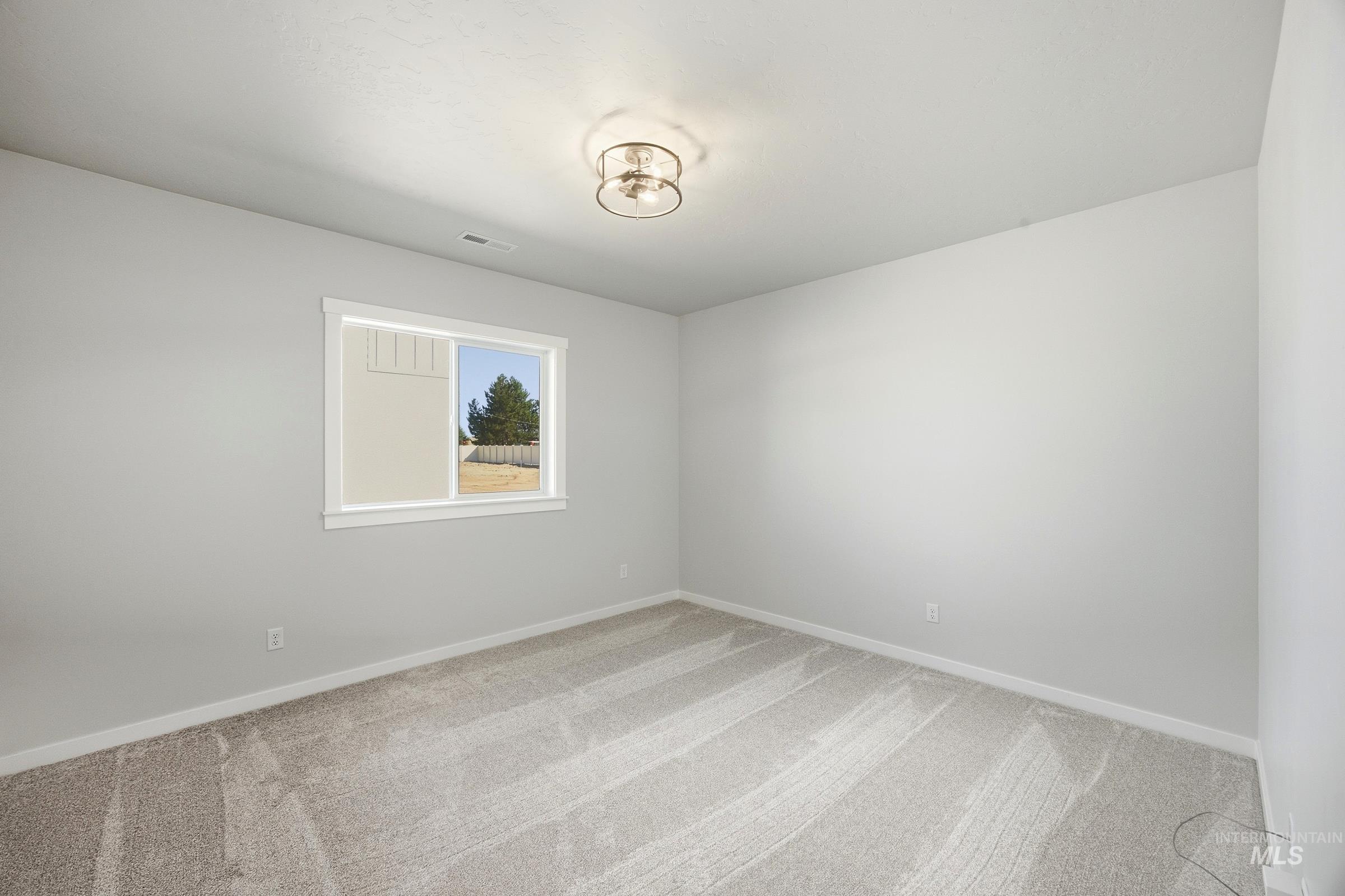 3144 N Porgy Way, Eagle, Idaho 83616, 4 Bedrooms, 2 Bathrooms, Residential For Sale, Price $609,990,MLS 98996974