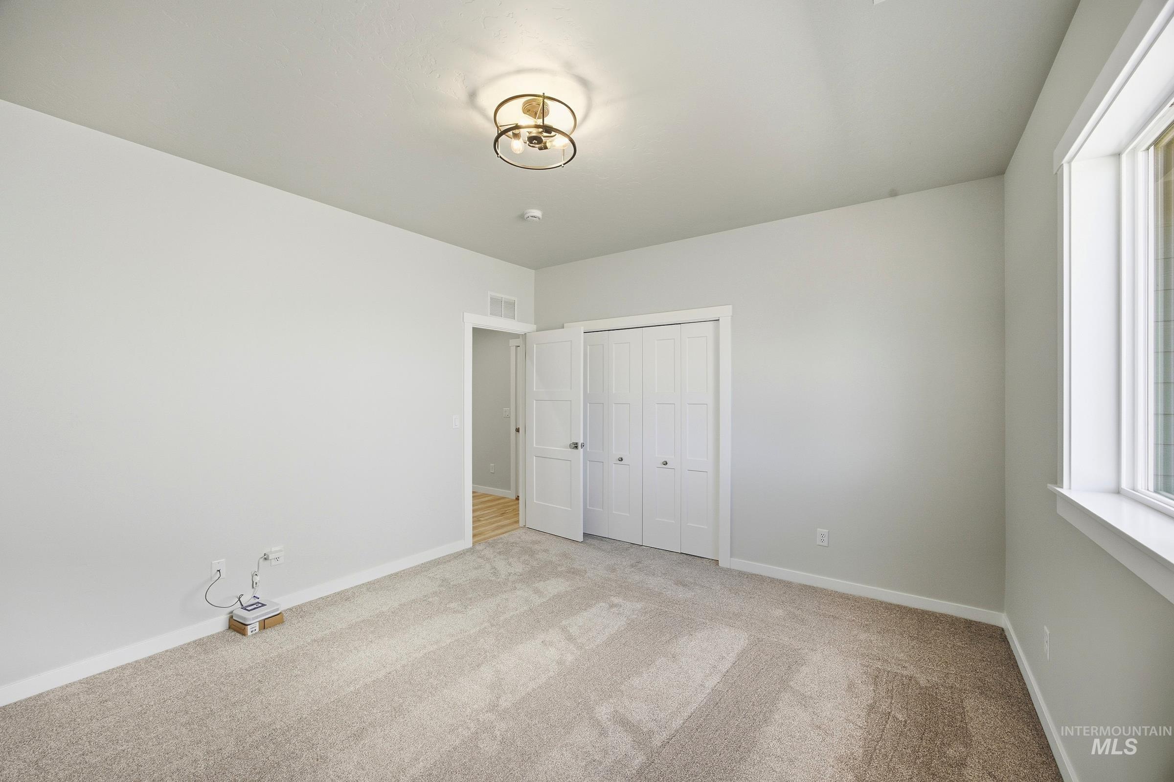 3144 N Porgy Way, Eagle, Idaho 83616, 4 Bedrooms, 2 Bathrooms, Residential For Sale, Price $609,990,MLS 98996974