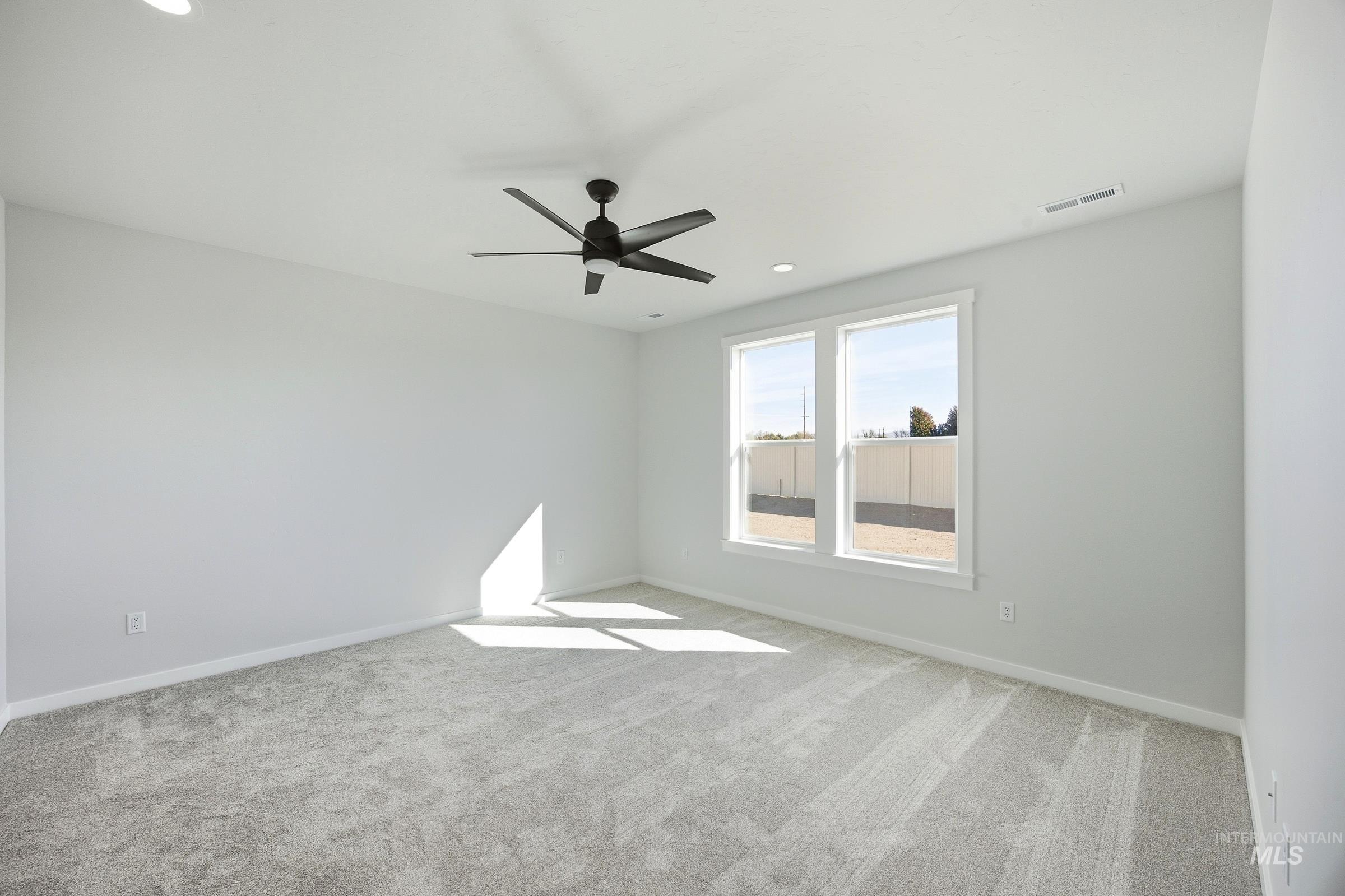3144 N Porgy Way, Eagle, Idaho 83616, 4 Bedrooms, 2 Bathrooms, Residential For Sale, Price $609,990,MLS 98996974