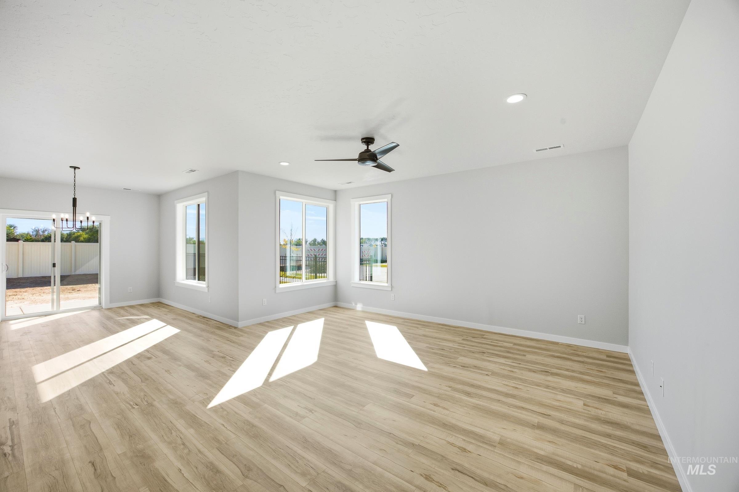 3144 N Porgy Way, Eagle, Idaho 83616, 4 Bedrooms, 2 Bathrooms, Residential For Sale, Price $609,990,MLS 98996974
