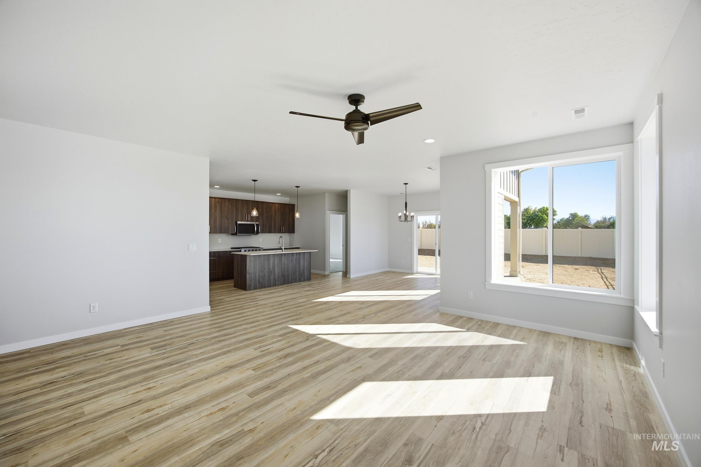 3144 N Porgy Way, Eagle, Idaho 83616, 4 Bedrooms, 2 Bathrooms, Residential For Sale, Price $609,990,MLS 98996974