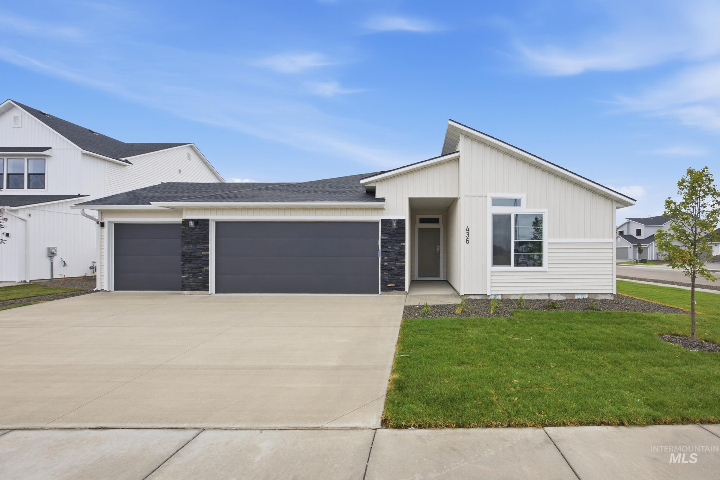 436 Merlin Ct, Middleton, Idaho 83644, 4 Bedrooms, 2 Bathrooms, Residential For Sale, Price $449,990,MLS 98996977