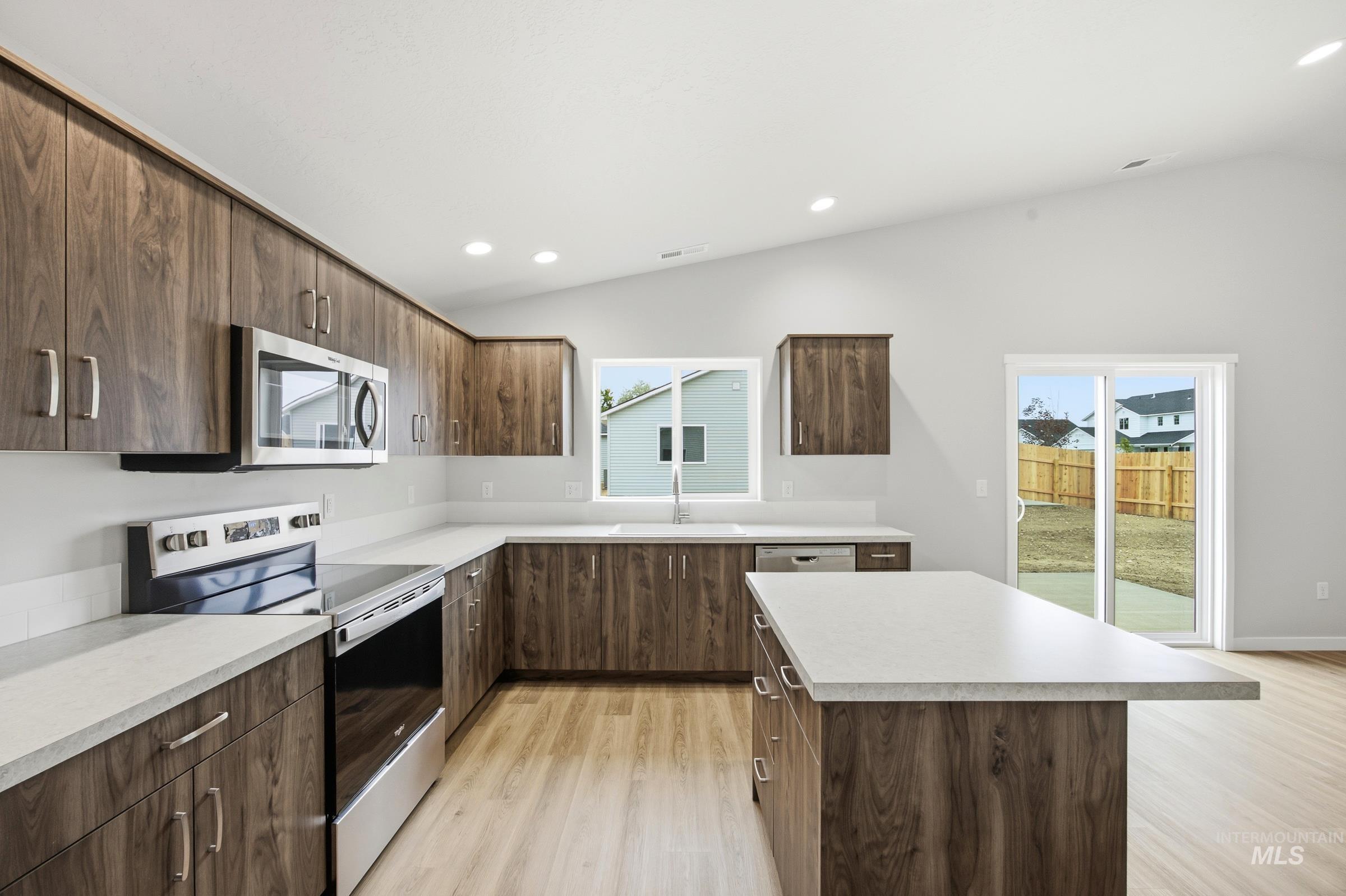 436 Merlin Ct, Middleton, Idaho 83644, 4 Bedrooms, 2 Bathrooms, Residential For Sale, Price $449,990,MLS 98996977