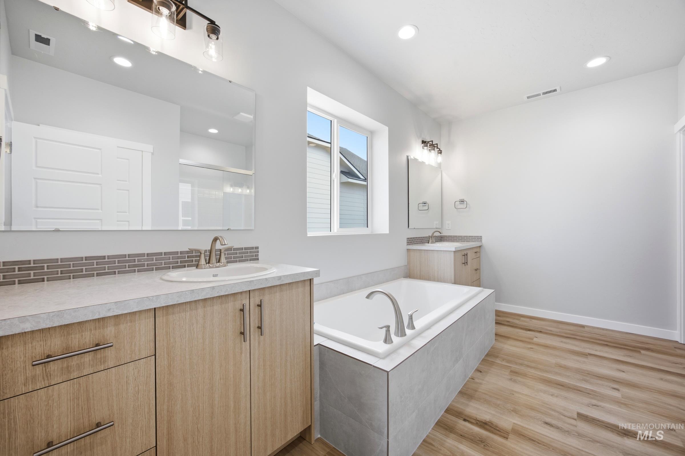 9442 W Cosmic St, Nampa, Idaho 83687, 4 Bedrooms, 2.5 Bathrooms, Residential For Sale, Price $544,990,MLS 98996982