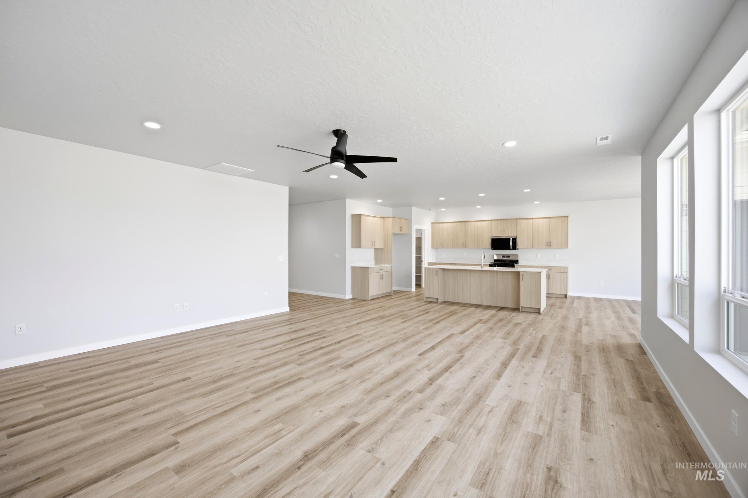 9442 W Cosmic St, Nampa, Idaho 83687, 4 Bedrooms, 2.5 Bathrooms, Residential For Sale, Price $544,990,MLS 98996982