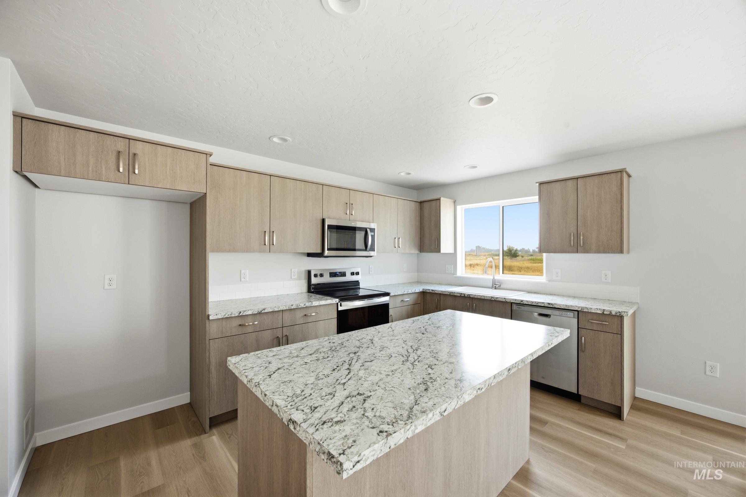 1649 Celina St, Middleton, Idaho 83644, 5 Bedrooms, 3 Bathrooms, Residential For Sale, Price $489,990,MLS 98996985