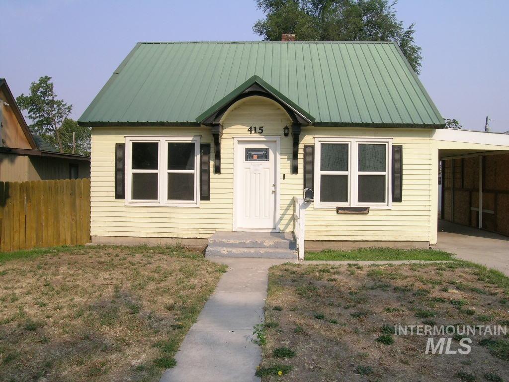 415 20th Ave N, Nampa, Idaho 83686, 2 Bedrooms, 1 Bathroom, Residential For Sale, Price $239,900,MLS 98996986