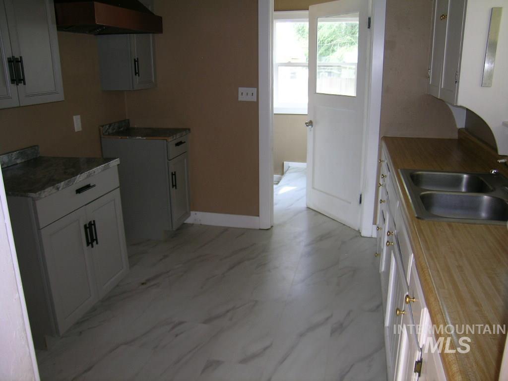 415 20th Ave N, Nampa, Idaho 83686, 2 Bedrooms, 1 Bathroom, Residential For Sale, Price $239,900,MLS 98996986