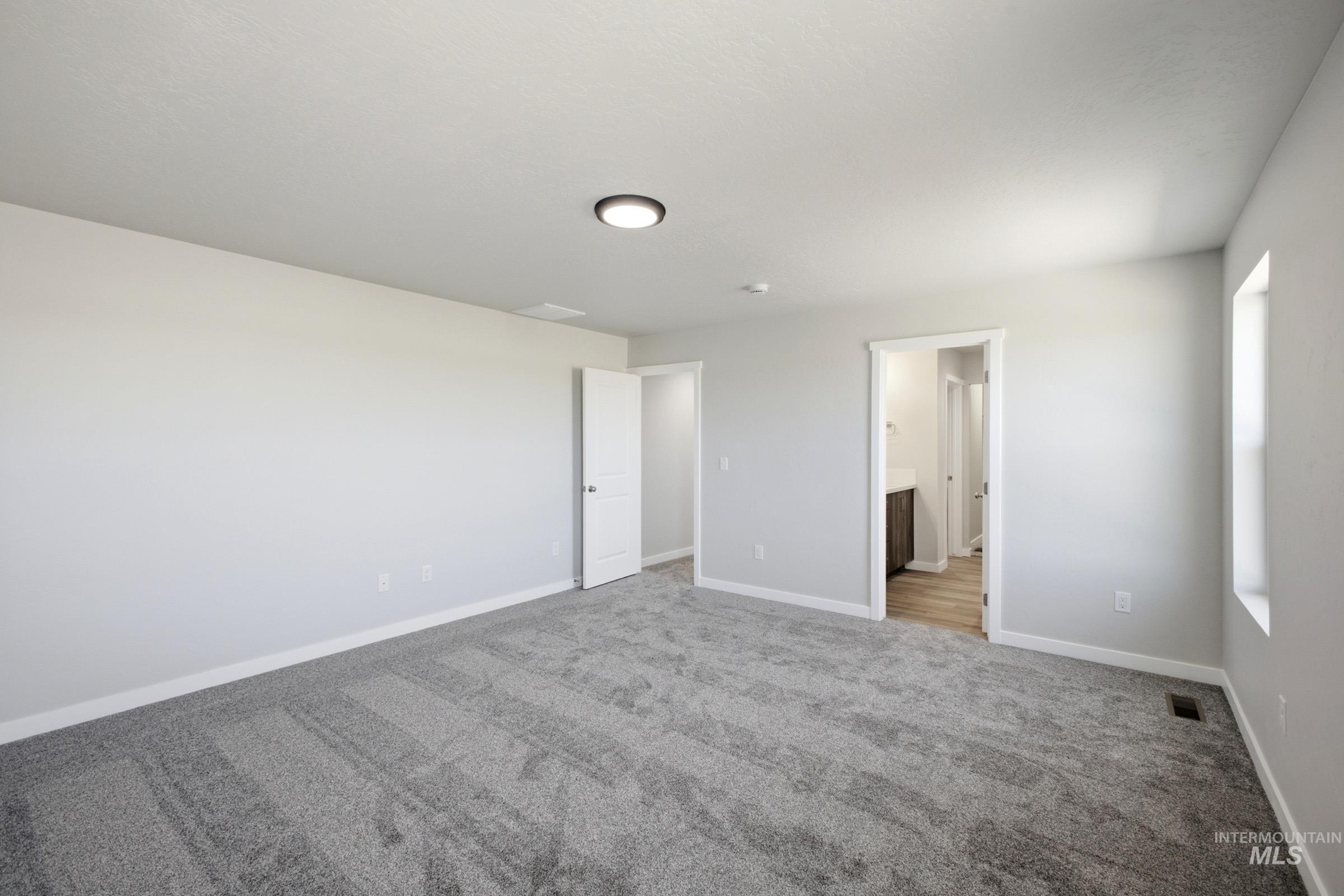 3100 W Animas Creek Dr, Kuna, Idaho 83634, 5 Bedrooms, 3 Bathrooms, Residential For Sale, Price $549,990,MLS 98996987