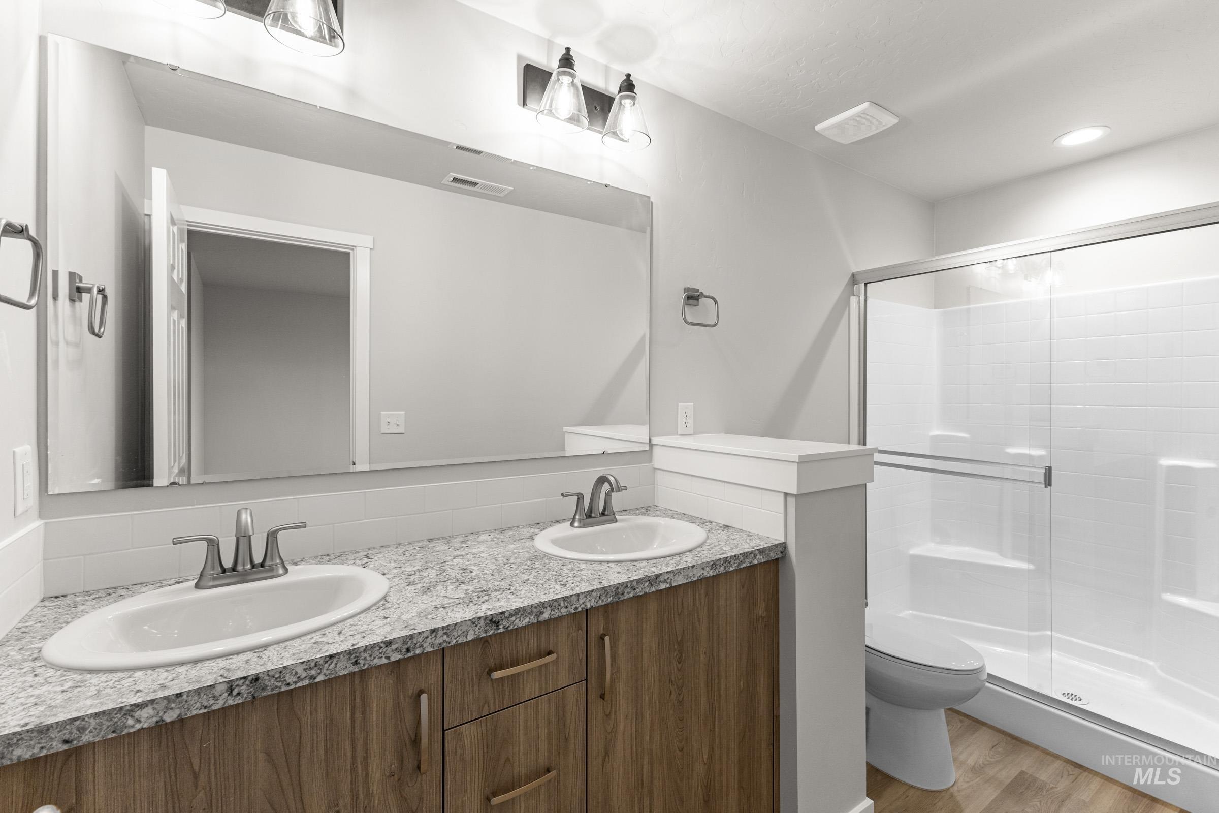 2590 N Chappy Way, Kuna, Idaho 83634, 3 Bedrooms, 2 Bathrooms, Residential For Sale, Price $399,990,MLS 98996988